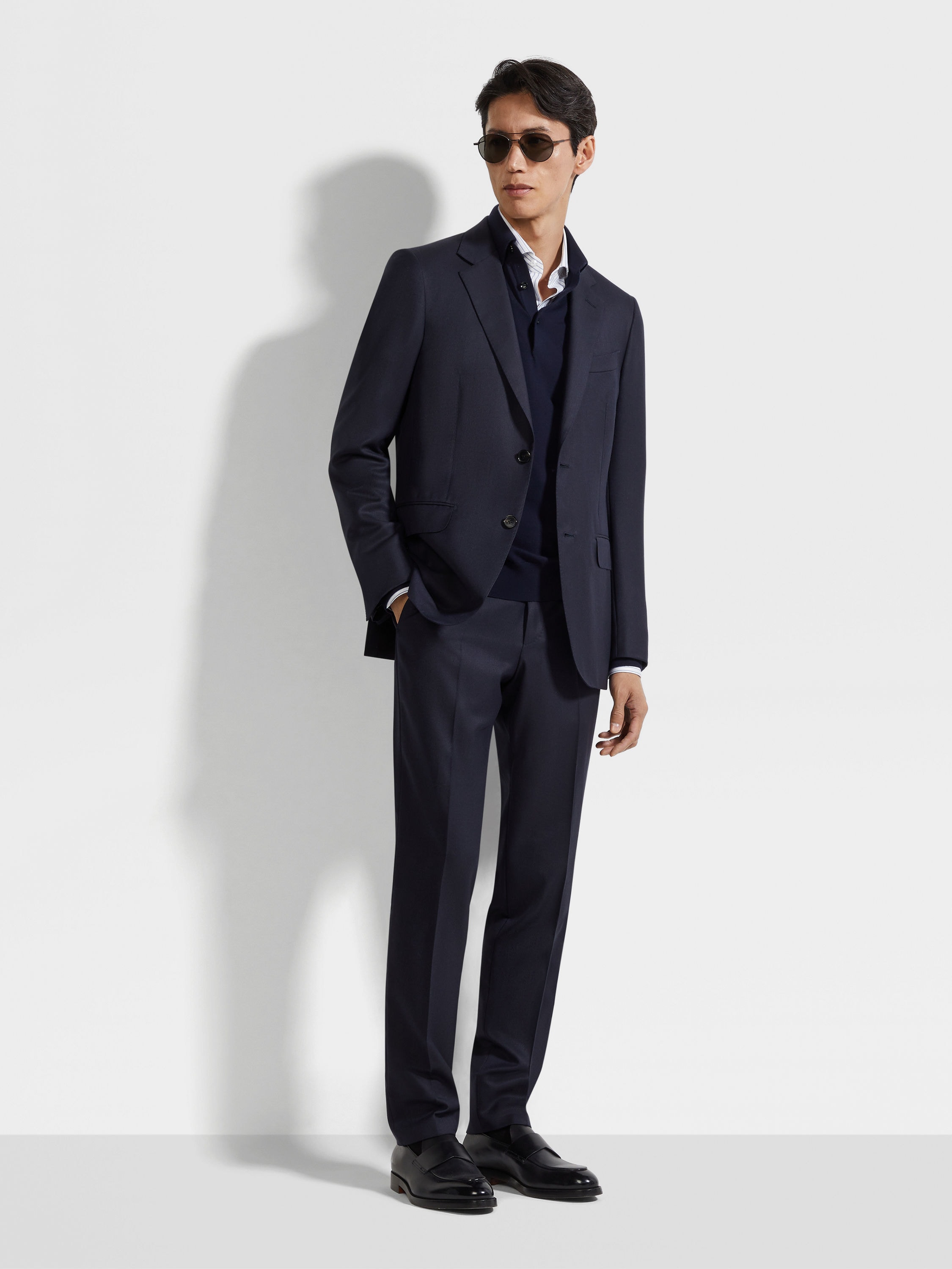 Navy Blue Oasi Cashmere Suit Main product photo