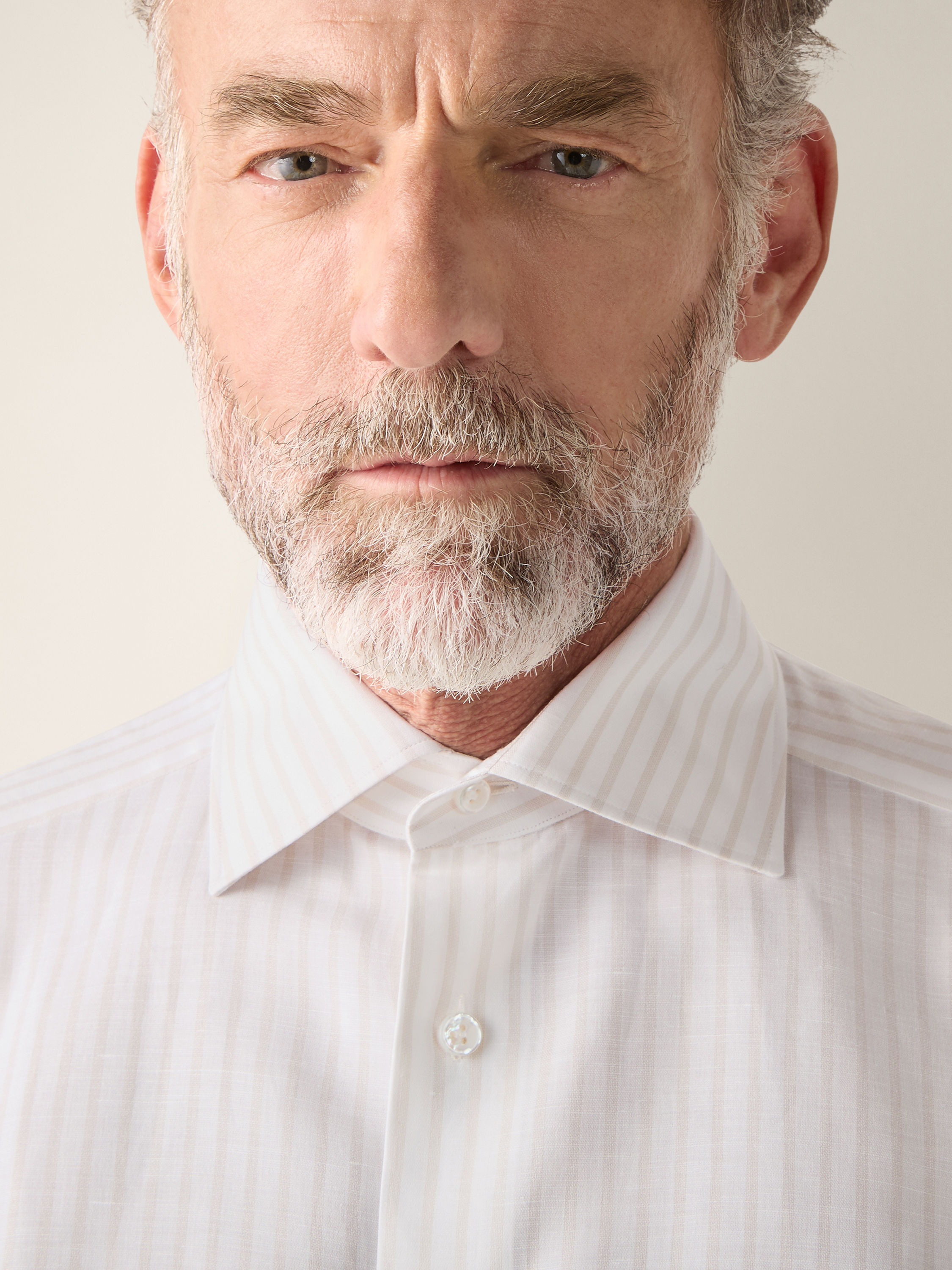 Camicia in Cotone Lino e Seta a Righe Tortora Chiaro e Bianca Foto #1 di dettaglio del prodotto