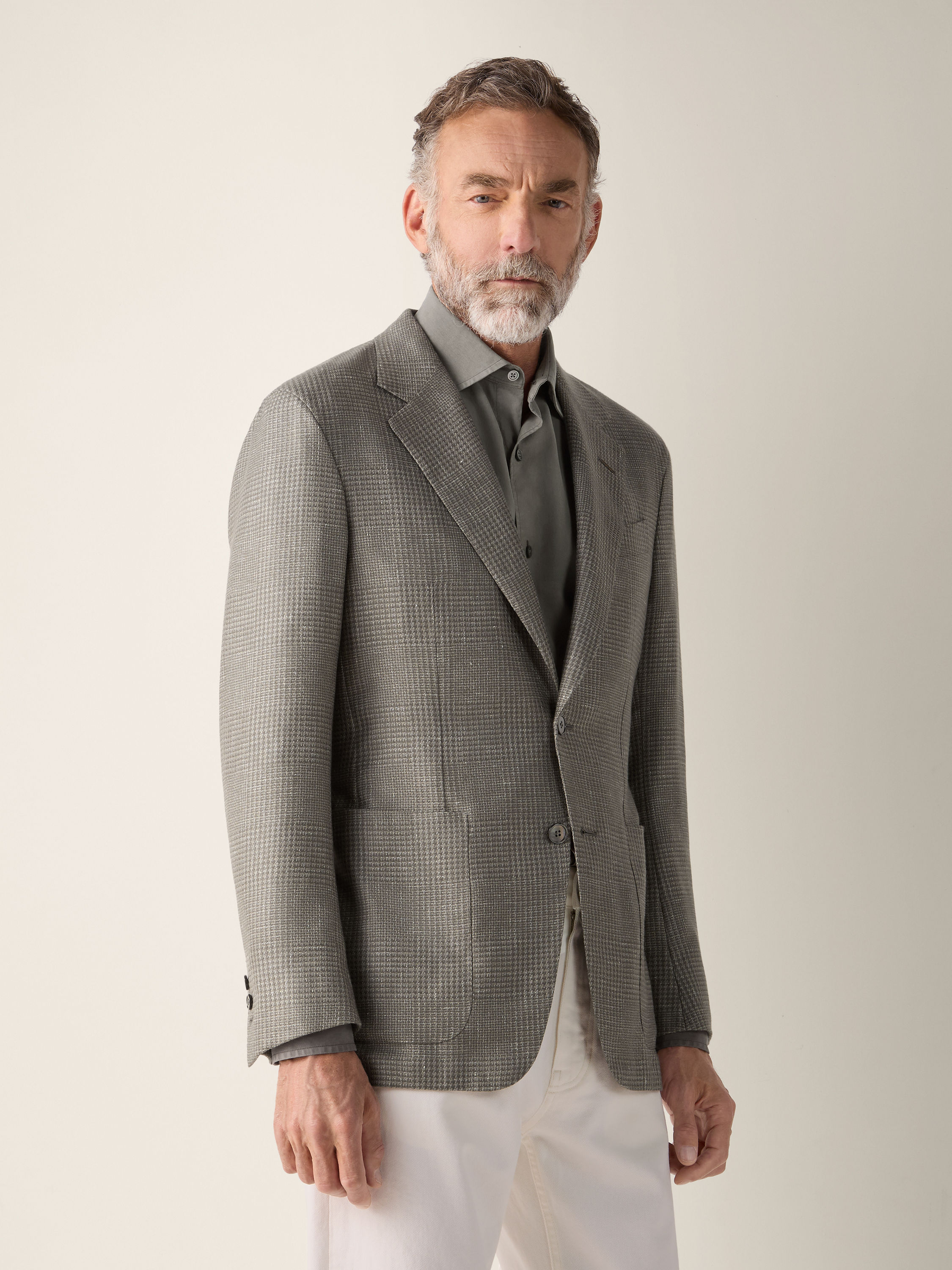 Jacke aus Kaschmir, Seide und Leinen in hellem Taupe Detailfoto #3 des Produkts