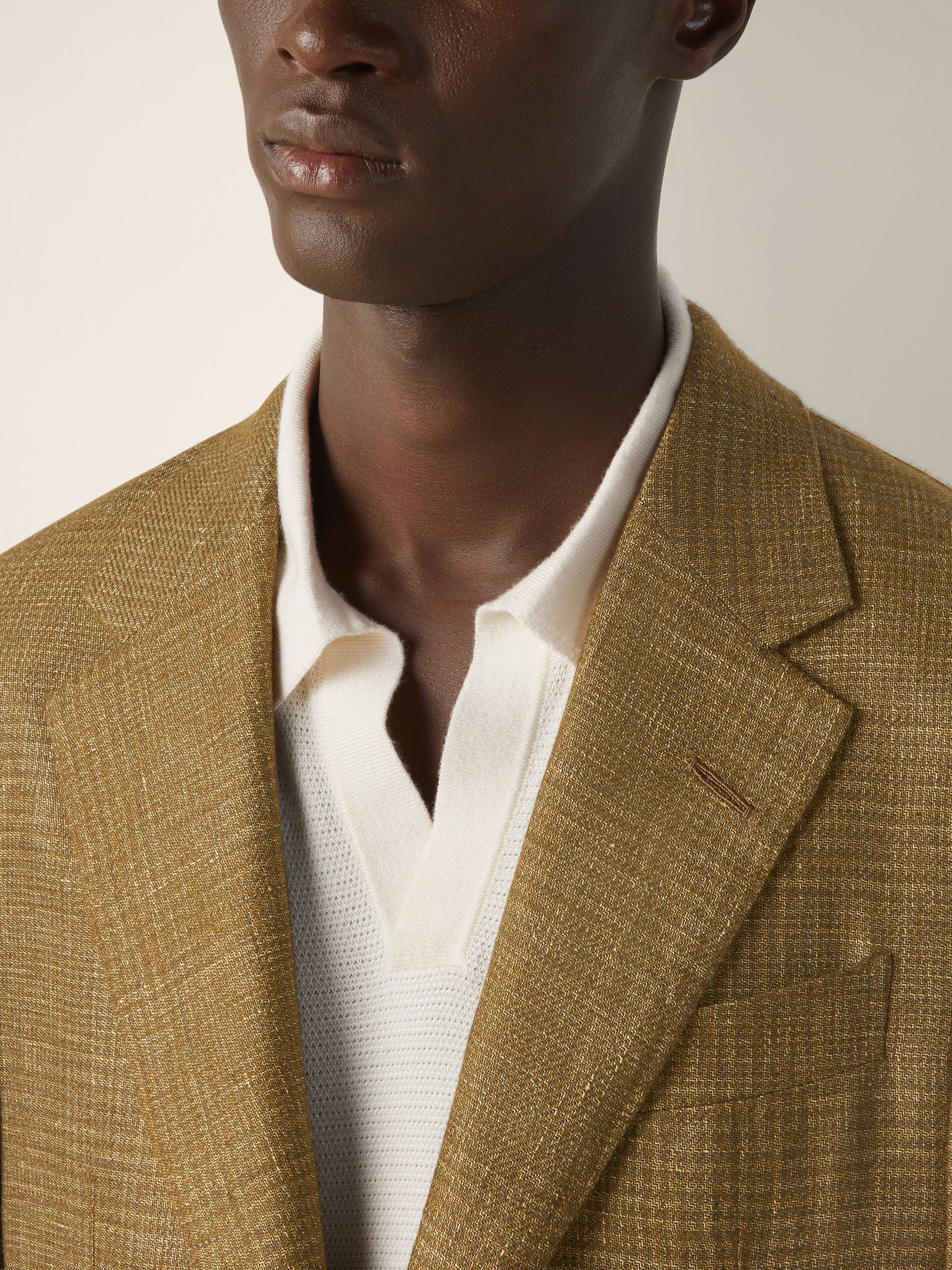 Jacke aus Kaschmir, Leinen und Seide in Olivgrün Detailfoto #2 des Produkts