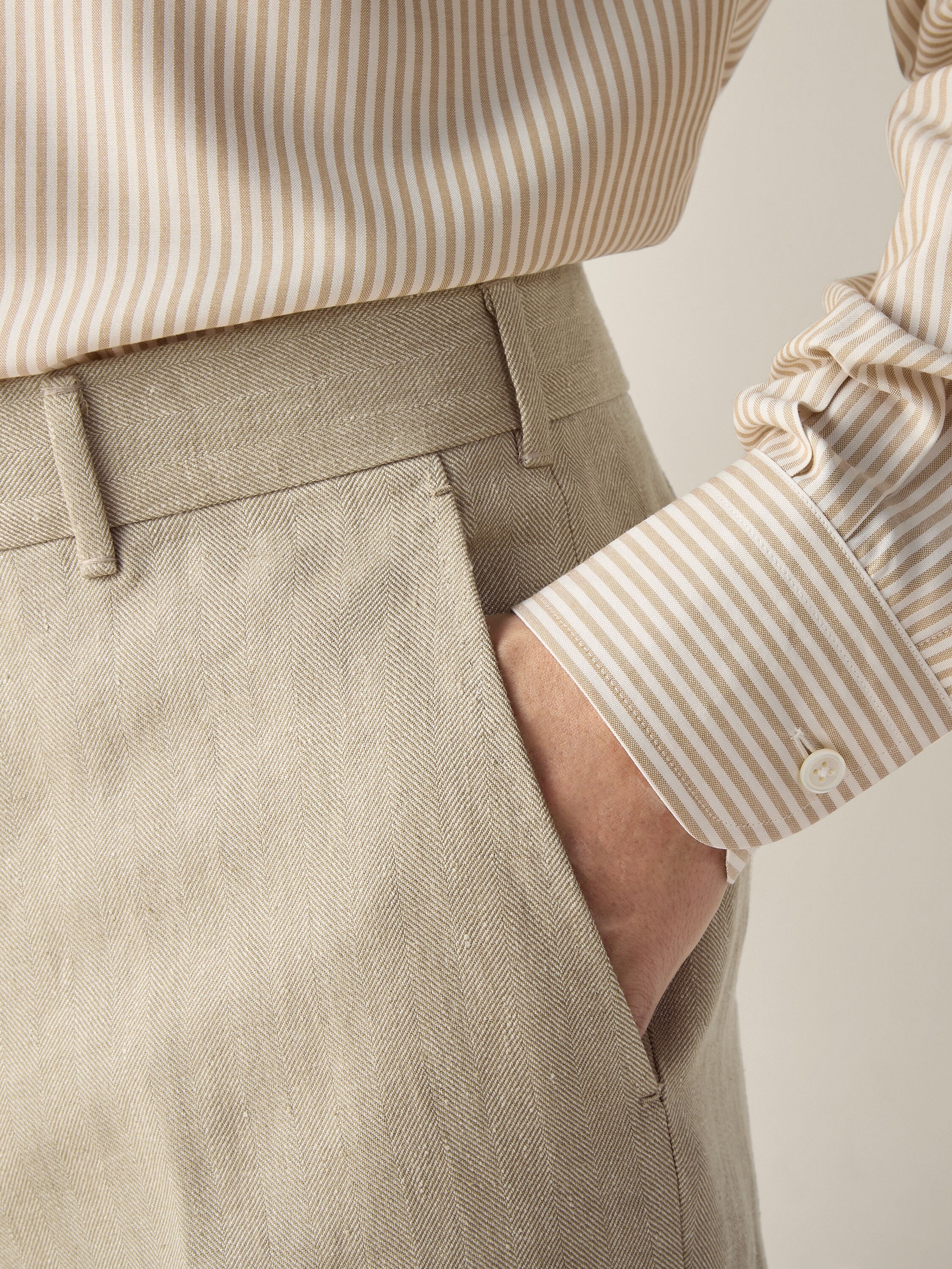 Light Taupe Oasi Lino Pants Product detail photo #1