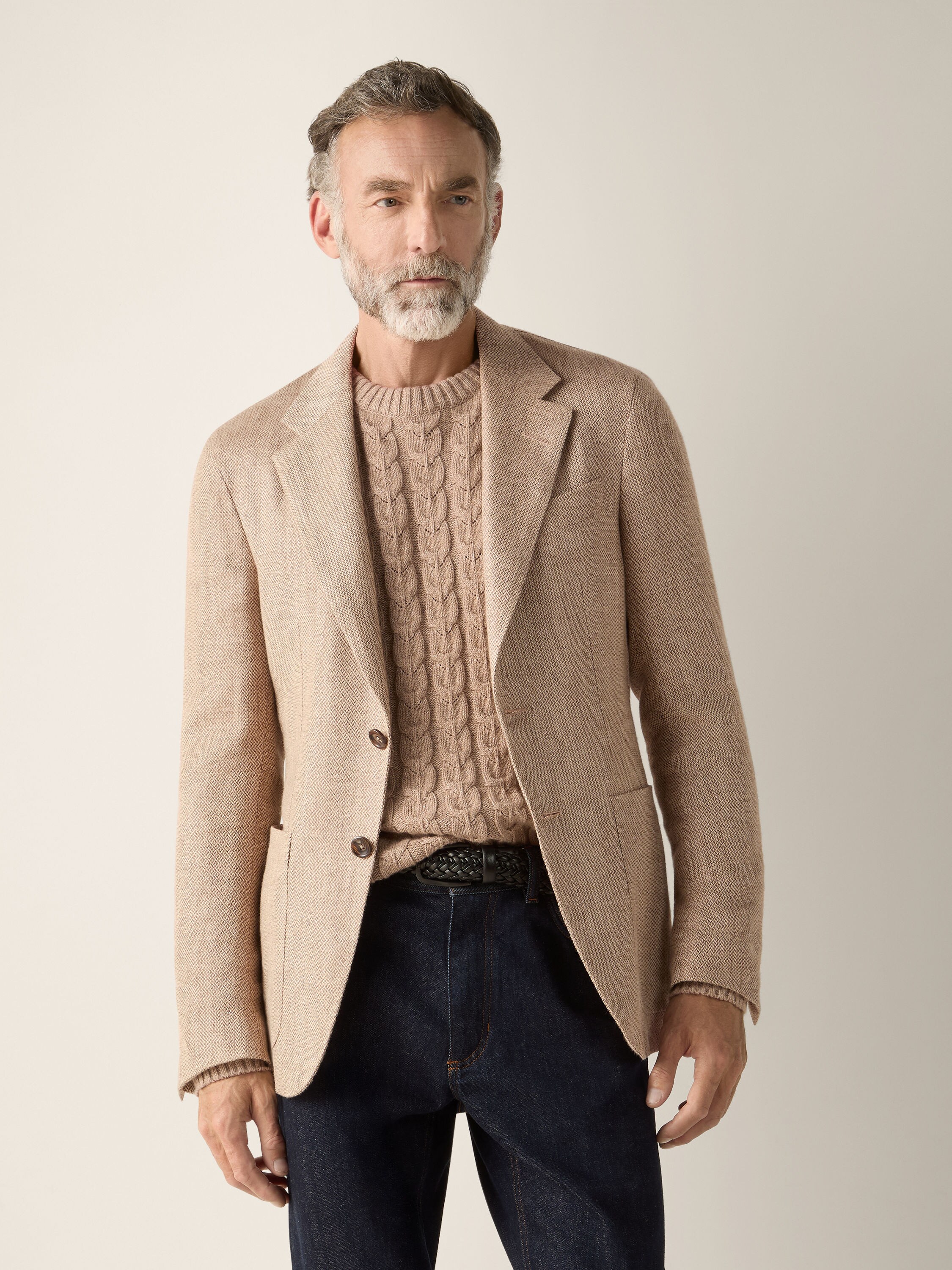 Hemdjacke aus Kaschmir, Seide und Leinen in Beige Detailfoto #3 des Produkts