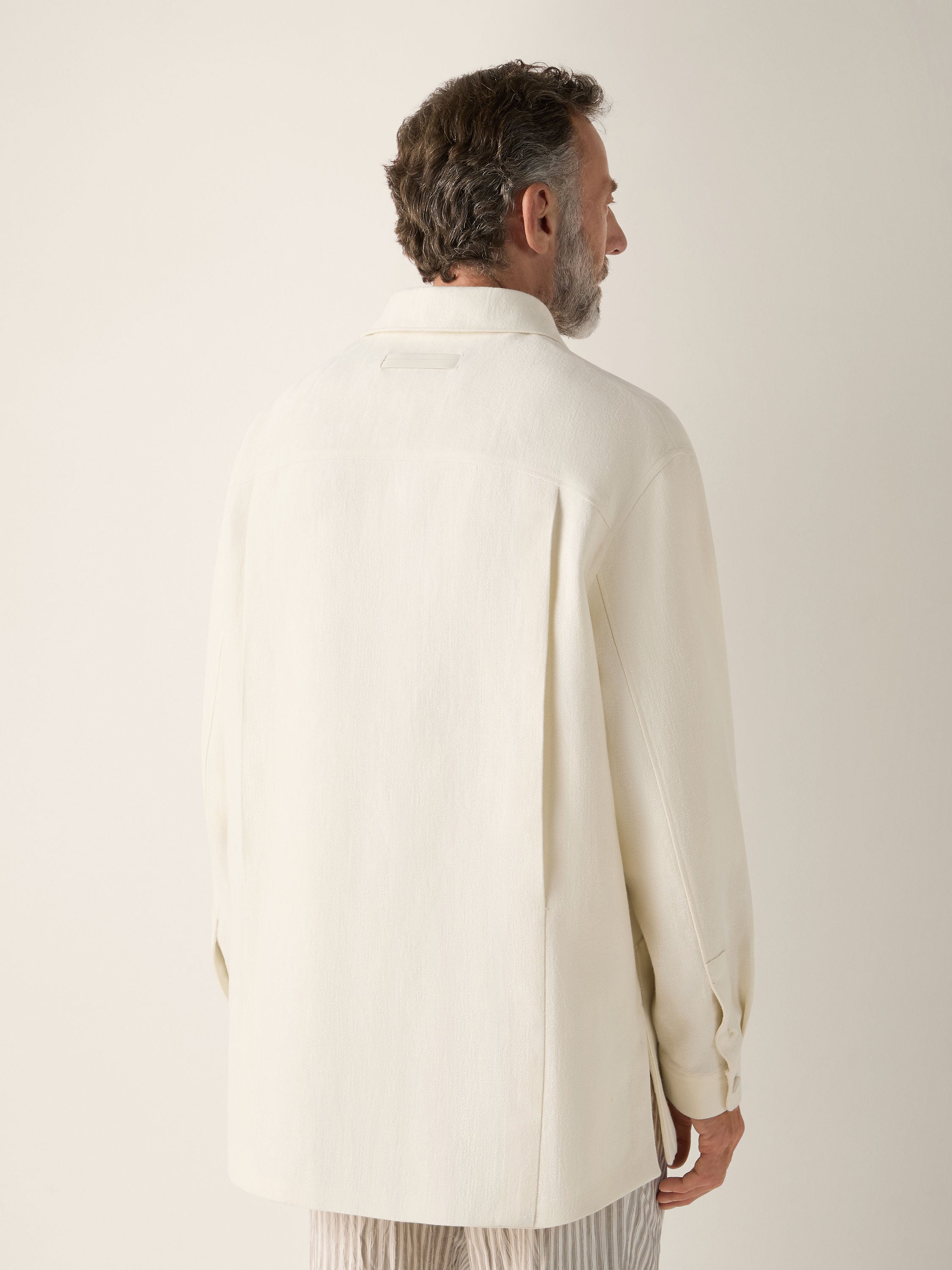Hemdjacke aus Wolle und Leinen in Weiß Detailfoto #4 des Produkts