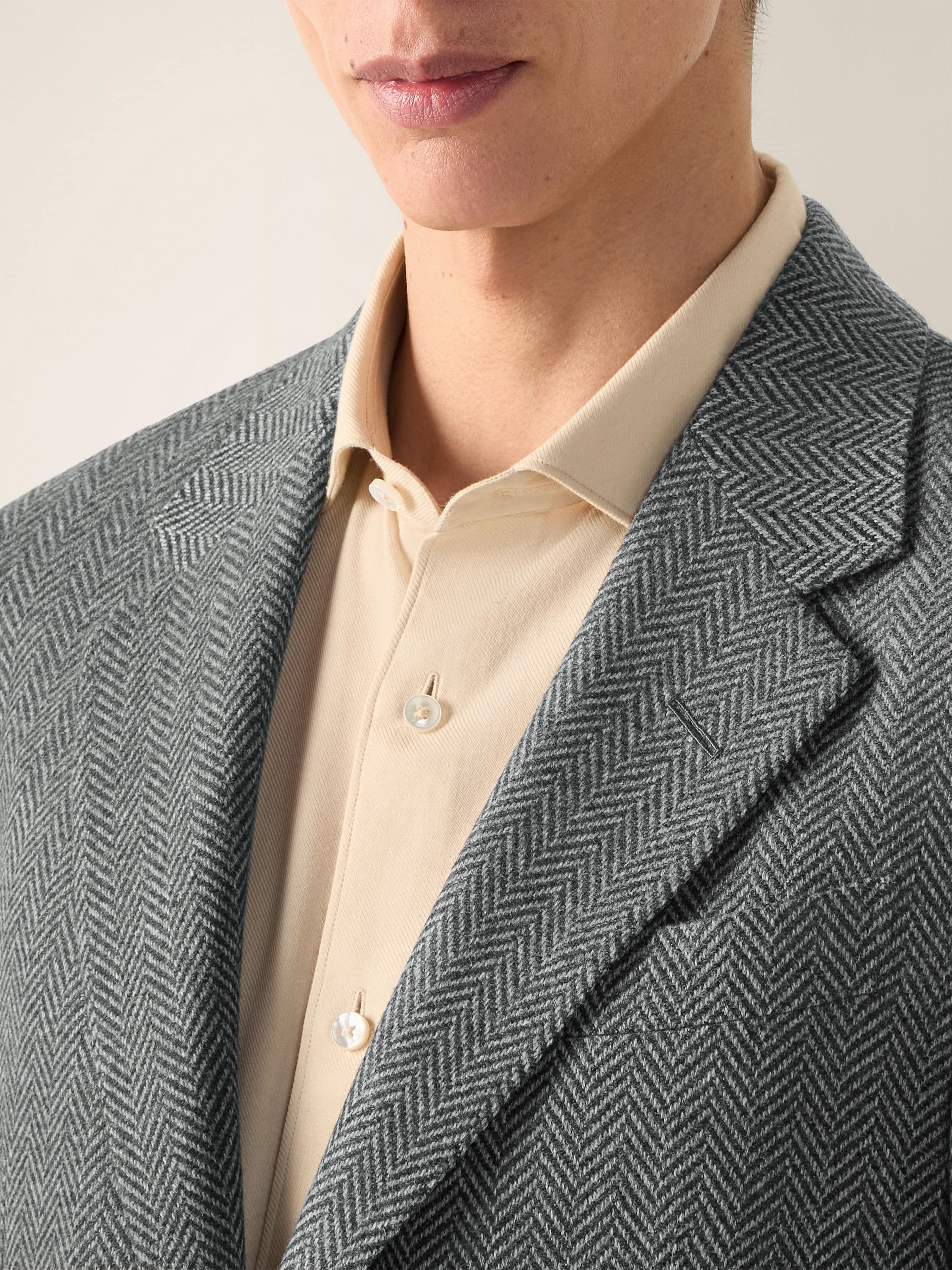Dark Grey and Grey Oasi Cashmere Jacket Product detail photo #2