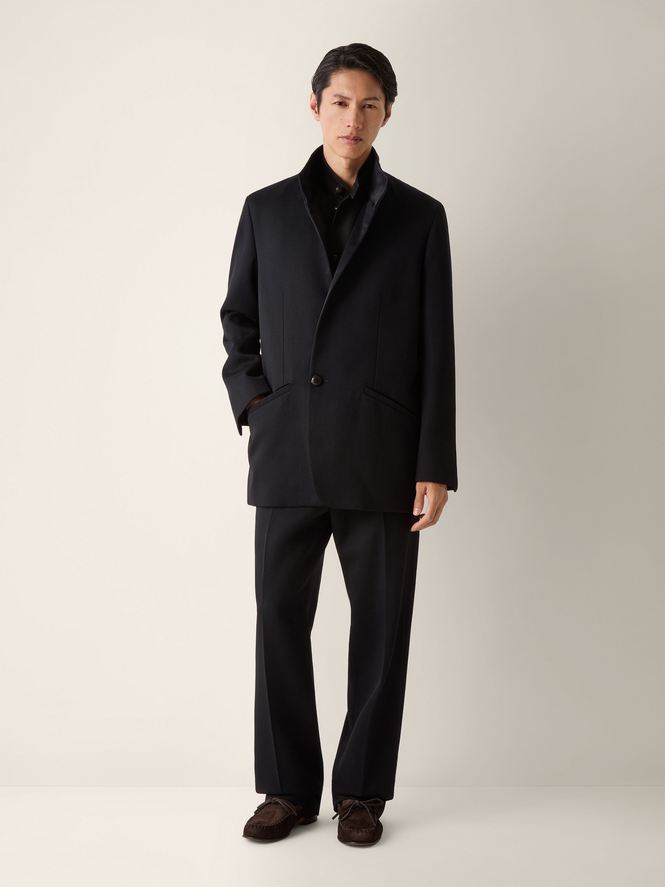 Black Wool Pants Product detail photo #2