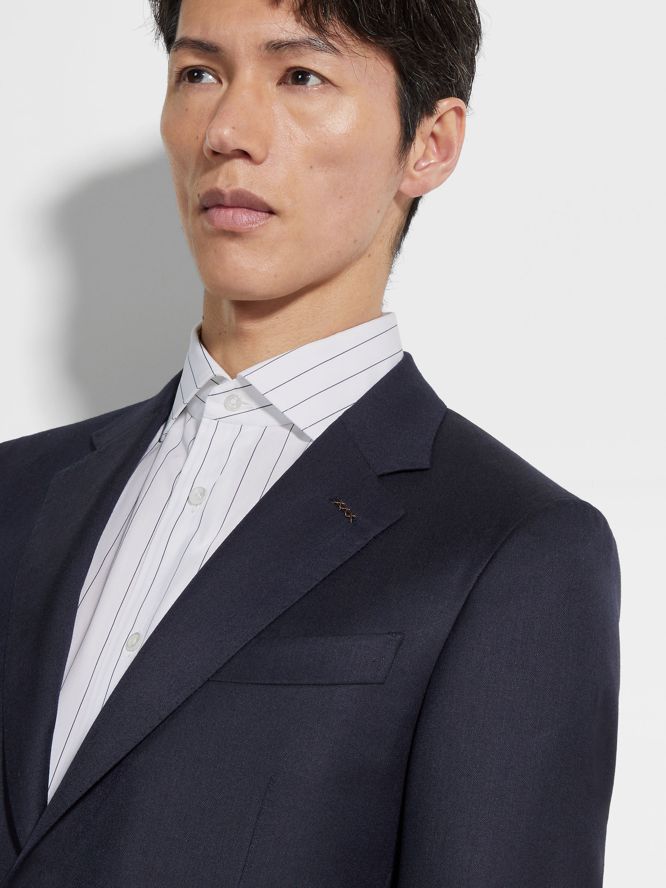 Navy Blue Oasi Cashmere Suit Product detail photo #2