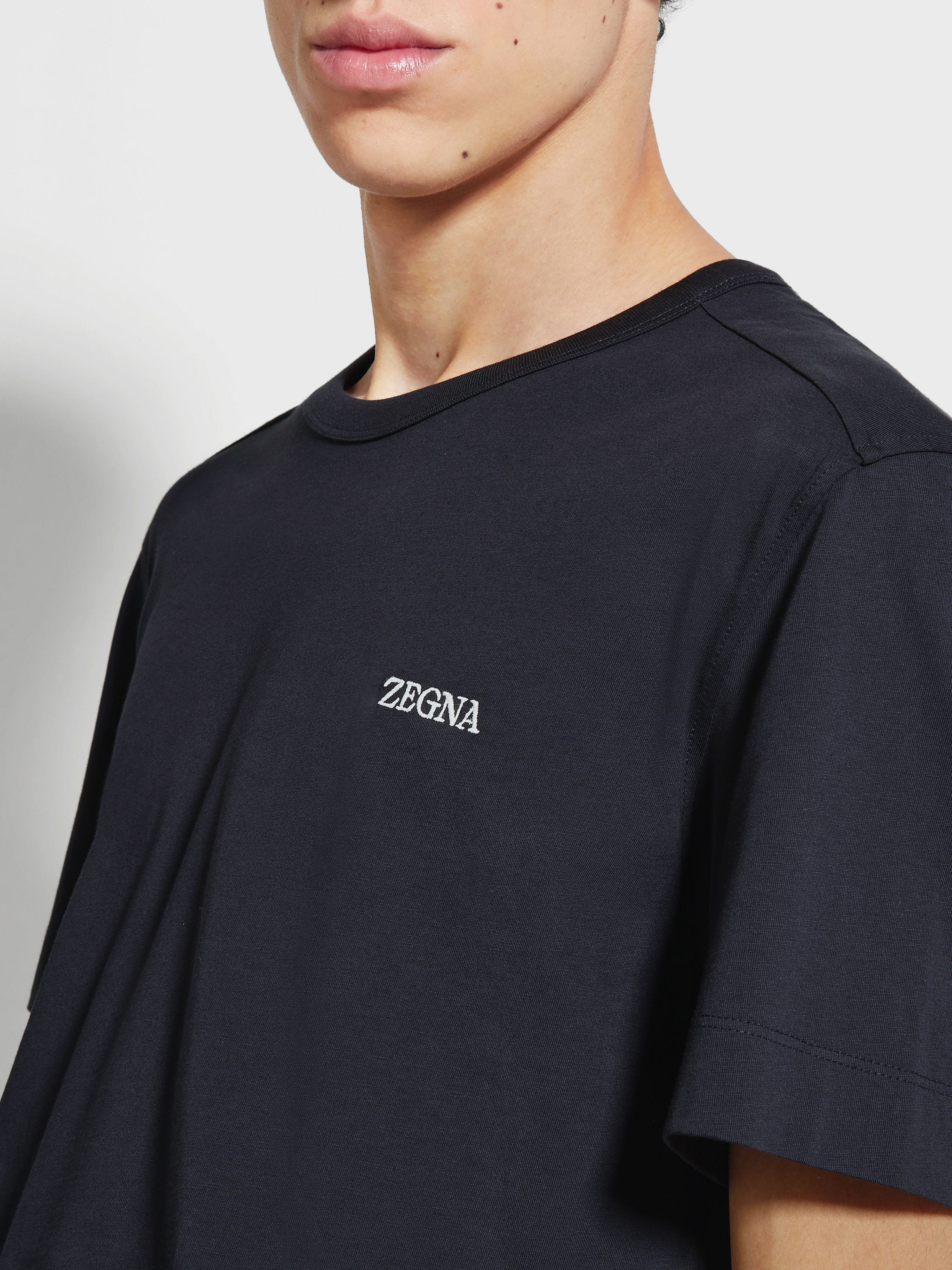 Navy Blue Cotton T-shirt Product detail photo #1