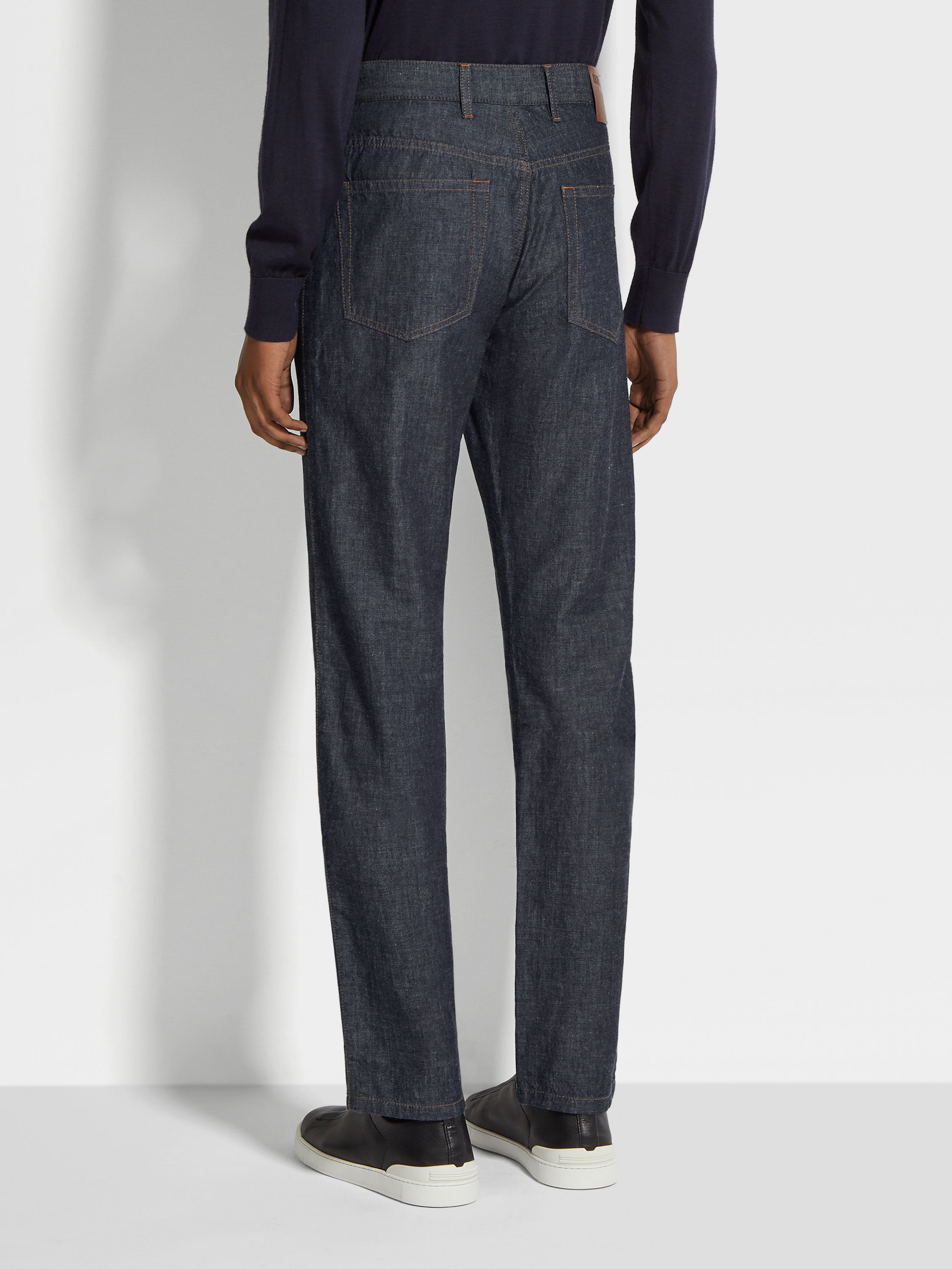 Dark Blue Rinse-washed Cotton and Linen Roccia Jeans Product detail photo #4