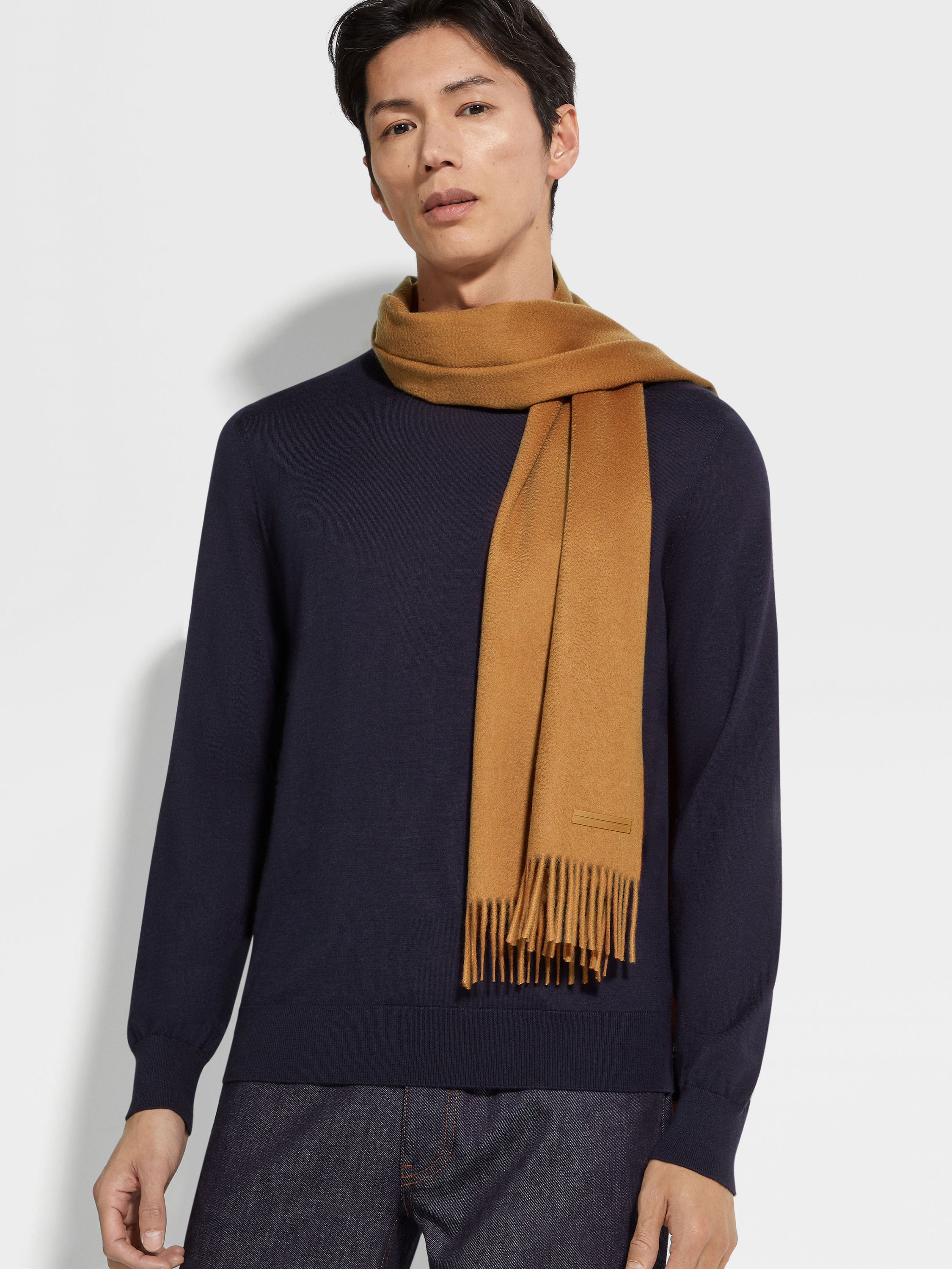 Anzug aus Oasi Cashmere in dunklem Foliage Detailfoto #2 des Produkts