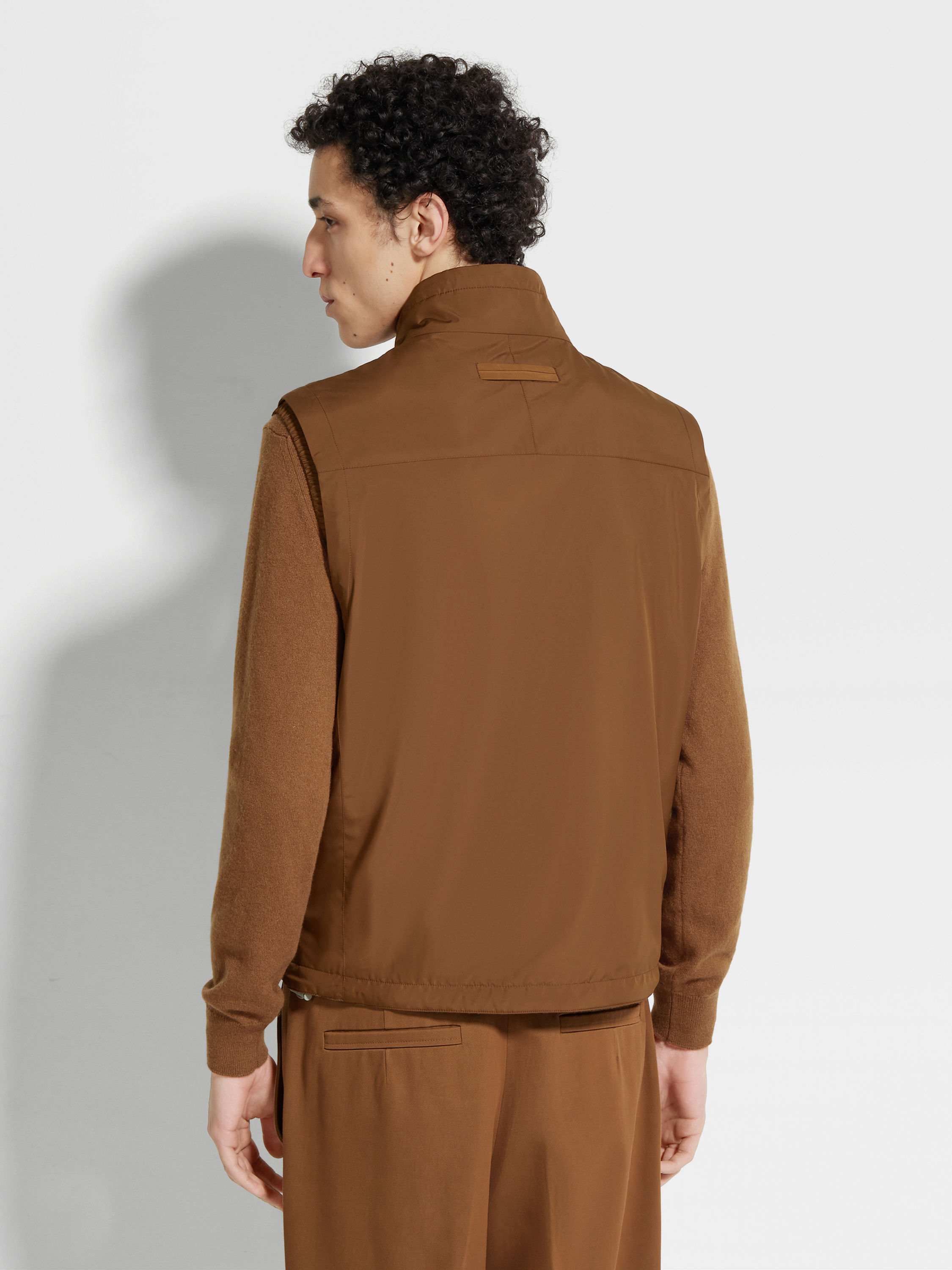 微纤维面料双面 Brezza 背心 产品细节图 #4