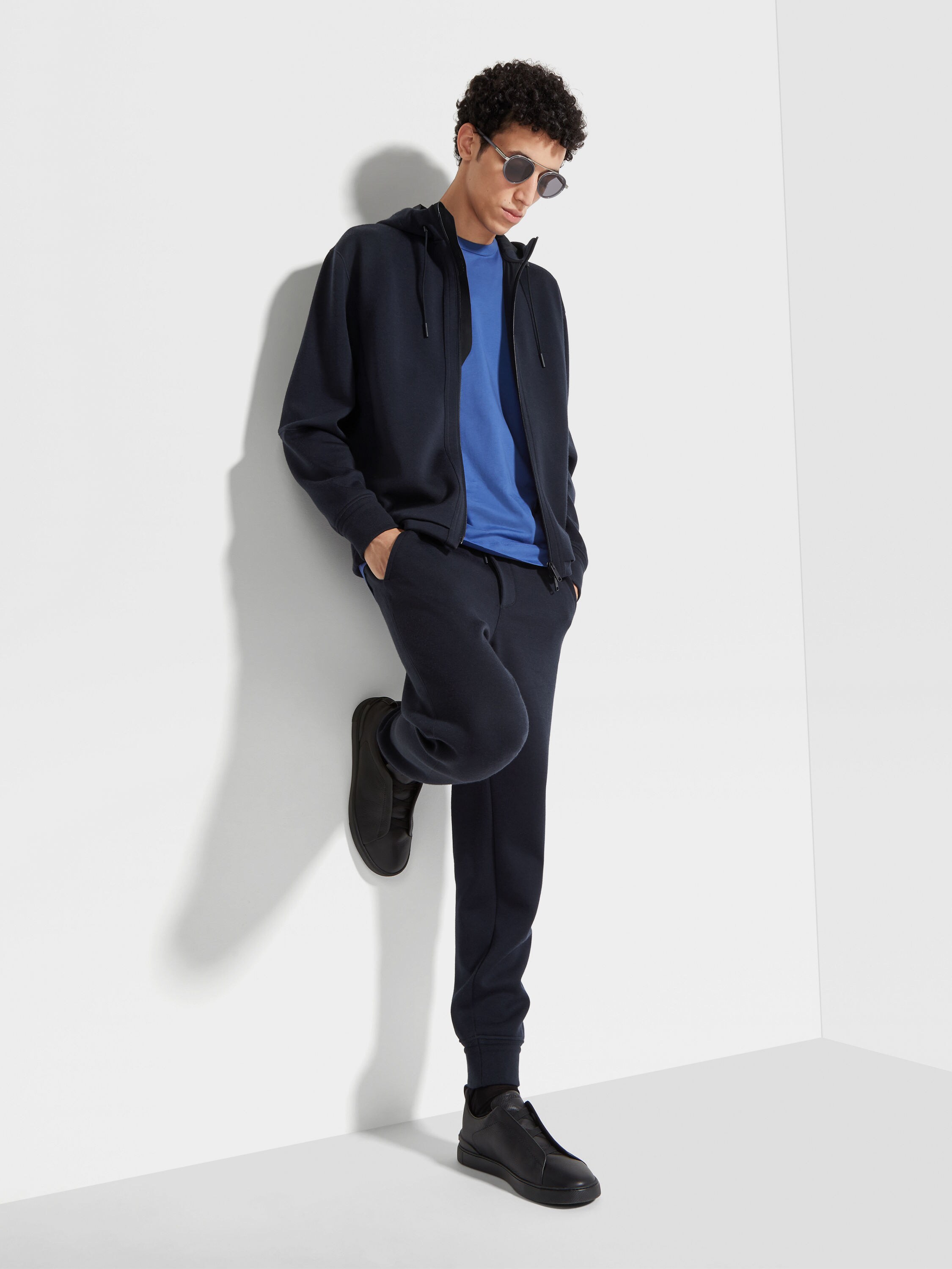 海军蓝 High Performance™ 羊毛混纺面料全拉链连帽衫 产品细节图 #2