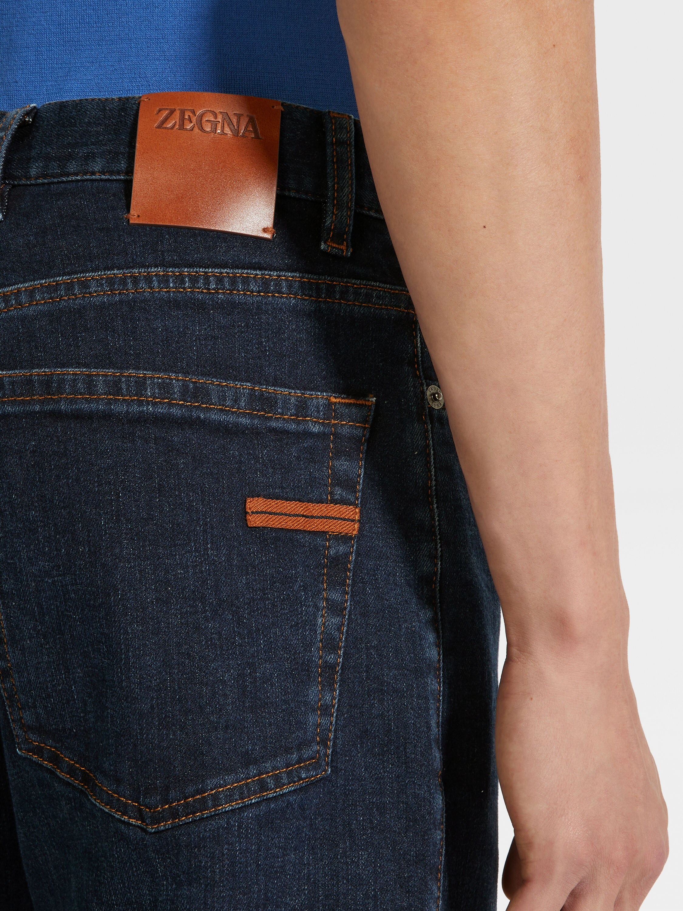 Dark Blue Rinse-washed Stretch Cotton Roccia Jeans Product detail photo #1