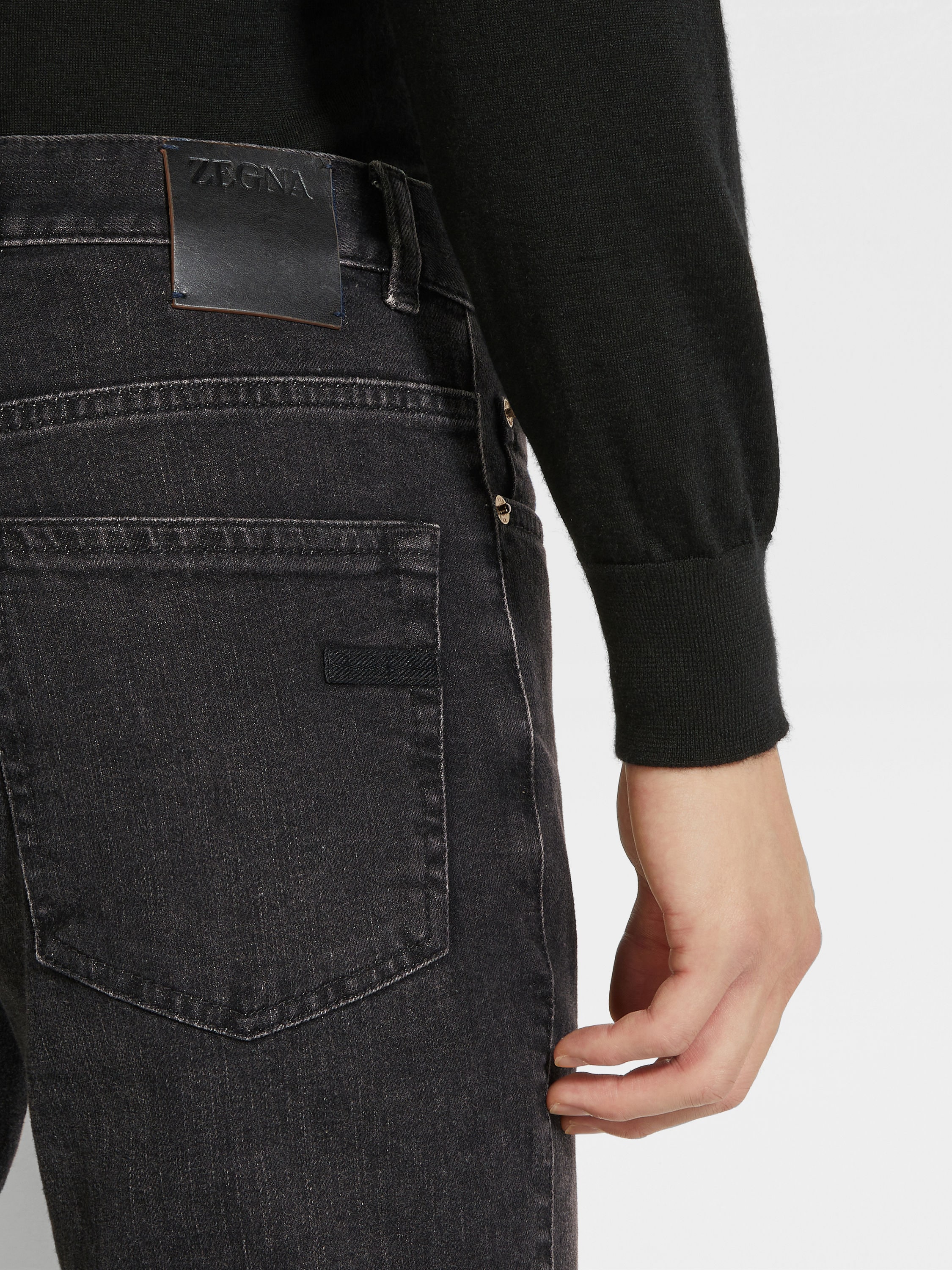 Dark Grey Stone-washed Stretch Cotton Roccia Jeans Product detail photo #