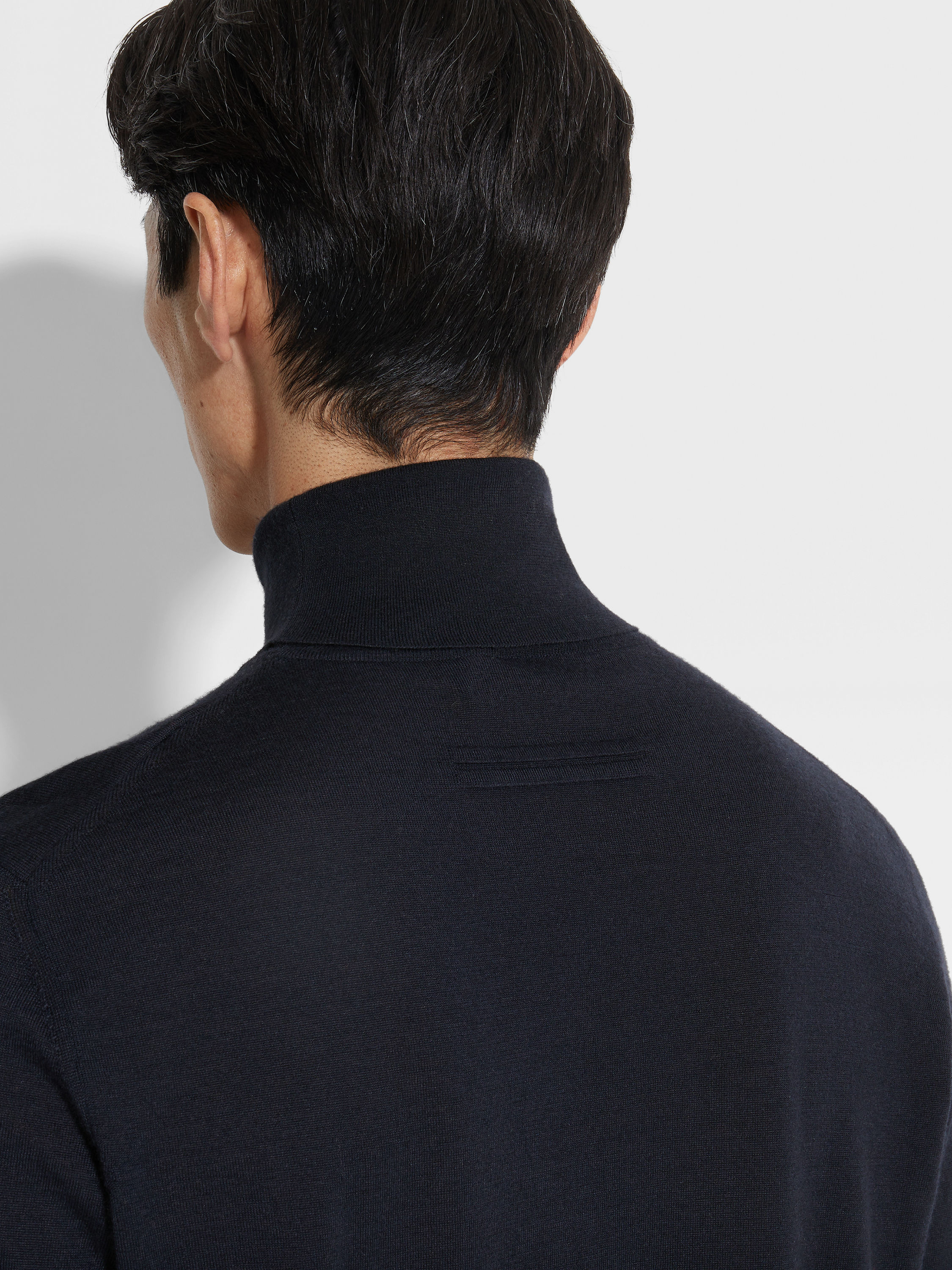 Navy Blue Mélange Cashseta Turtleneck Product detail photo #1