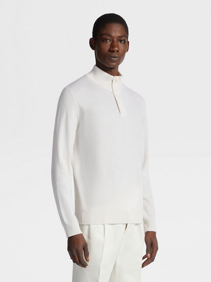 White zip clearance turtleneck