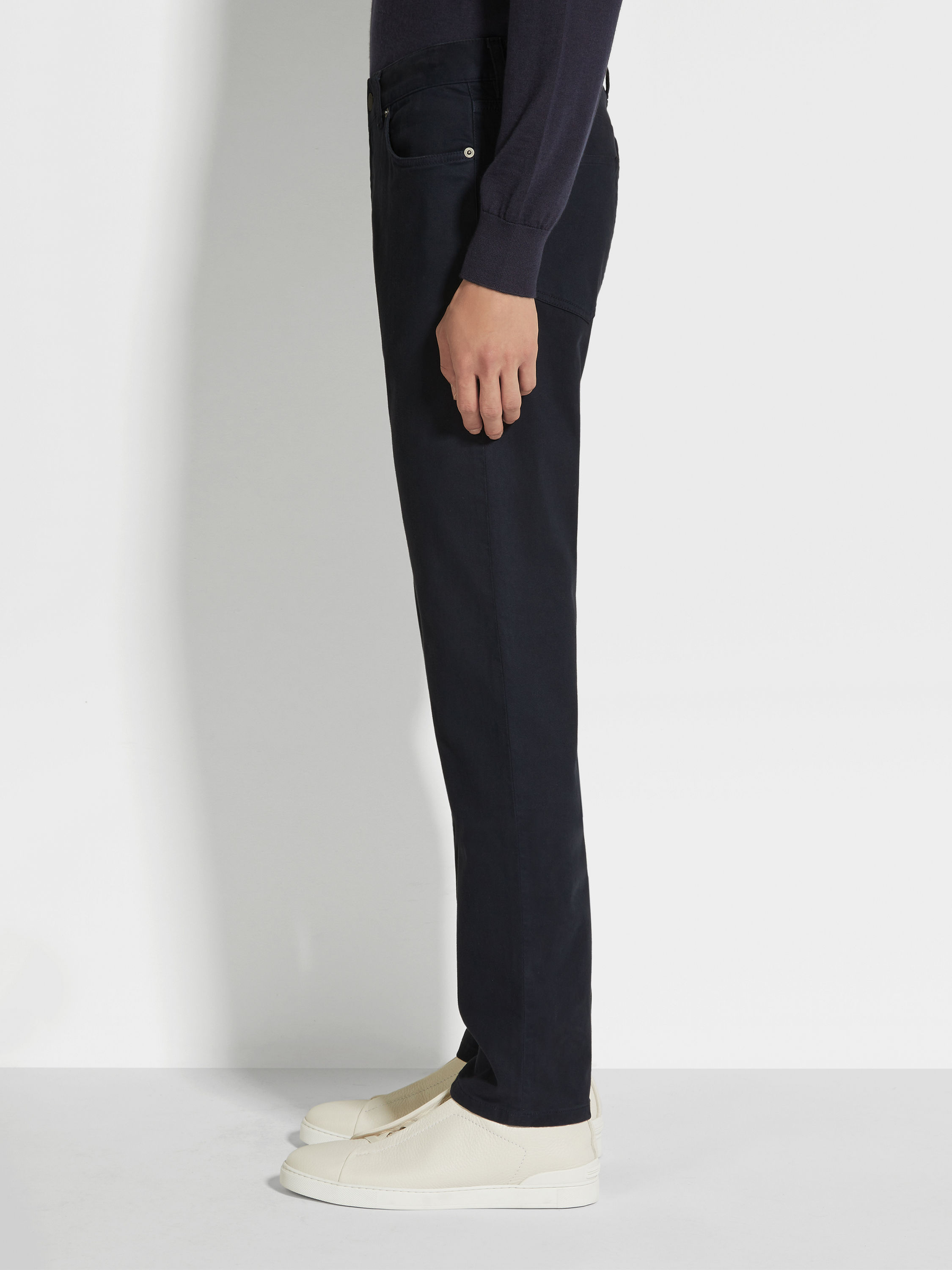 Jean Roccia en Coton Extensible Bleu Marine Photo #2 de détail du produit