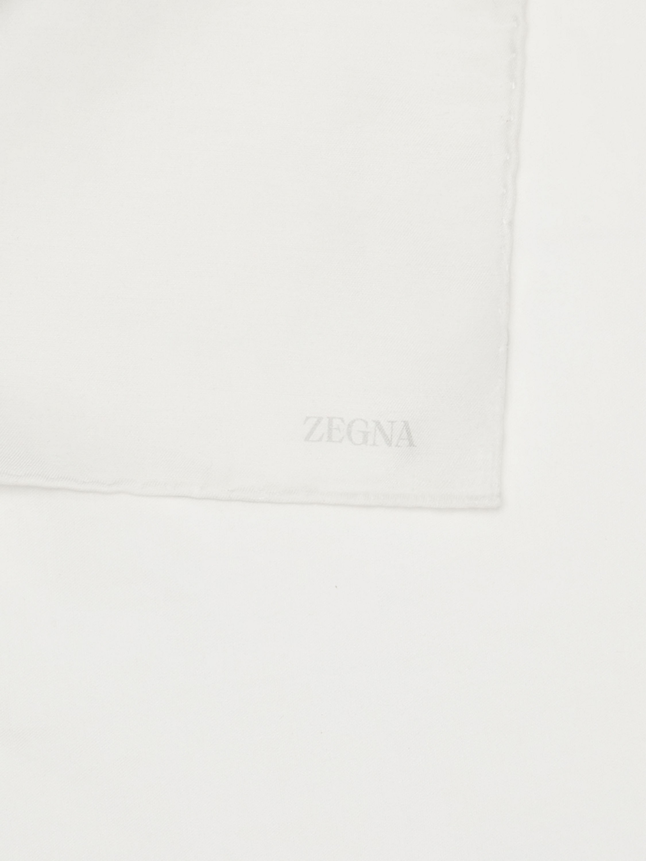 Einstecktuch aus Baumwolle und Seide in Weiß Detailfoto #1 des Produkts