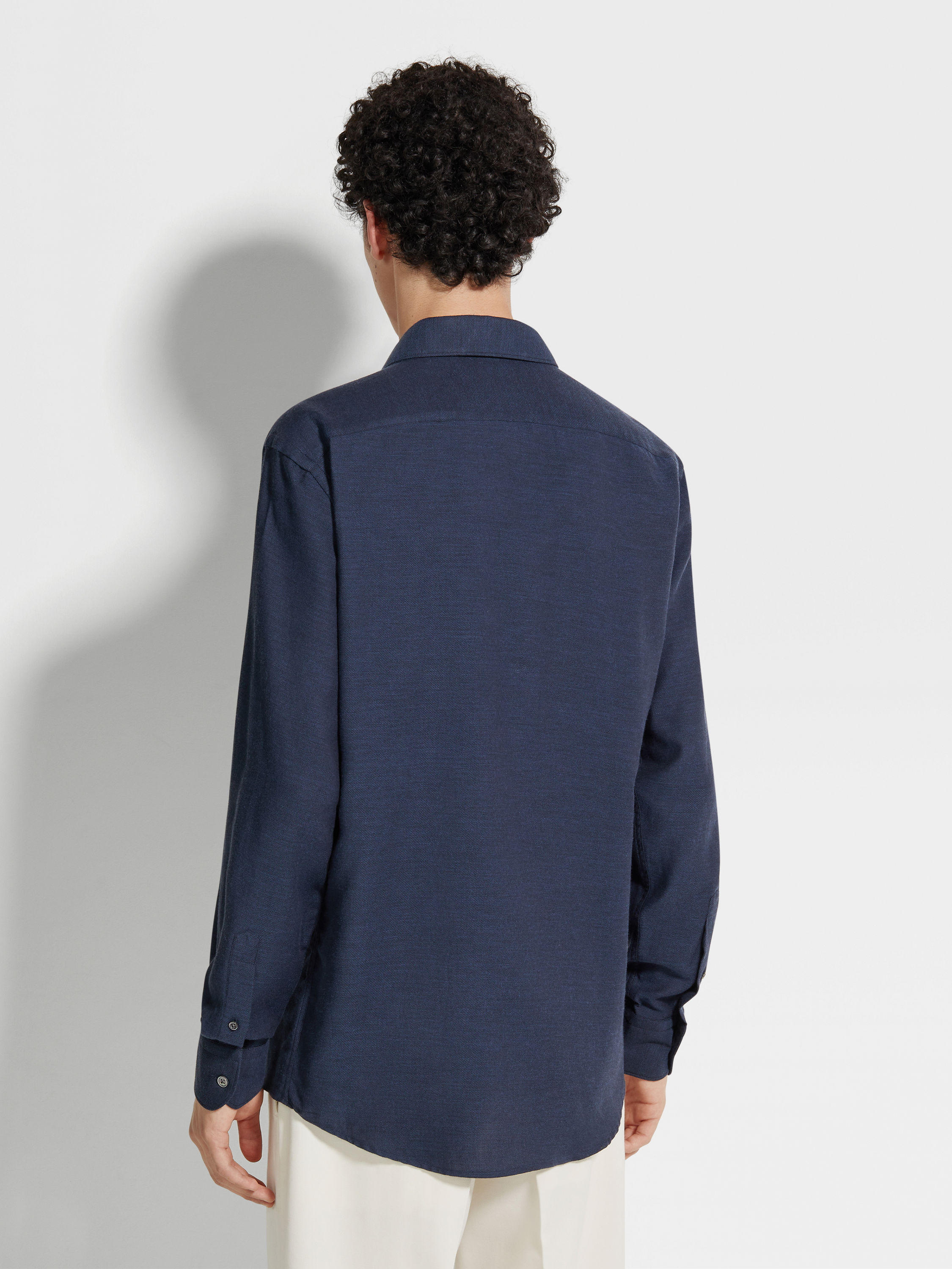 Camisa em Tecido Cashco Foto #4 de detalhe do produto