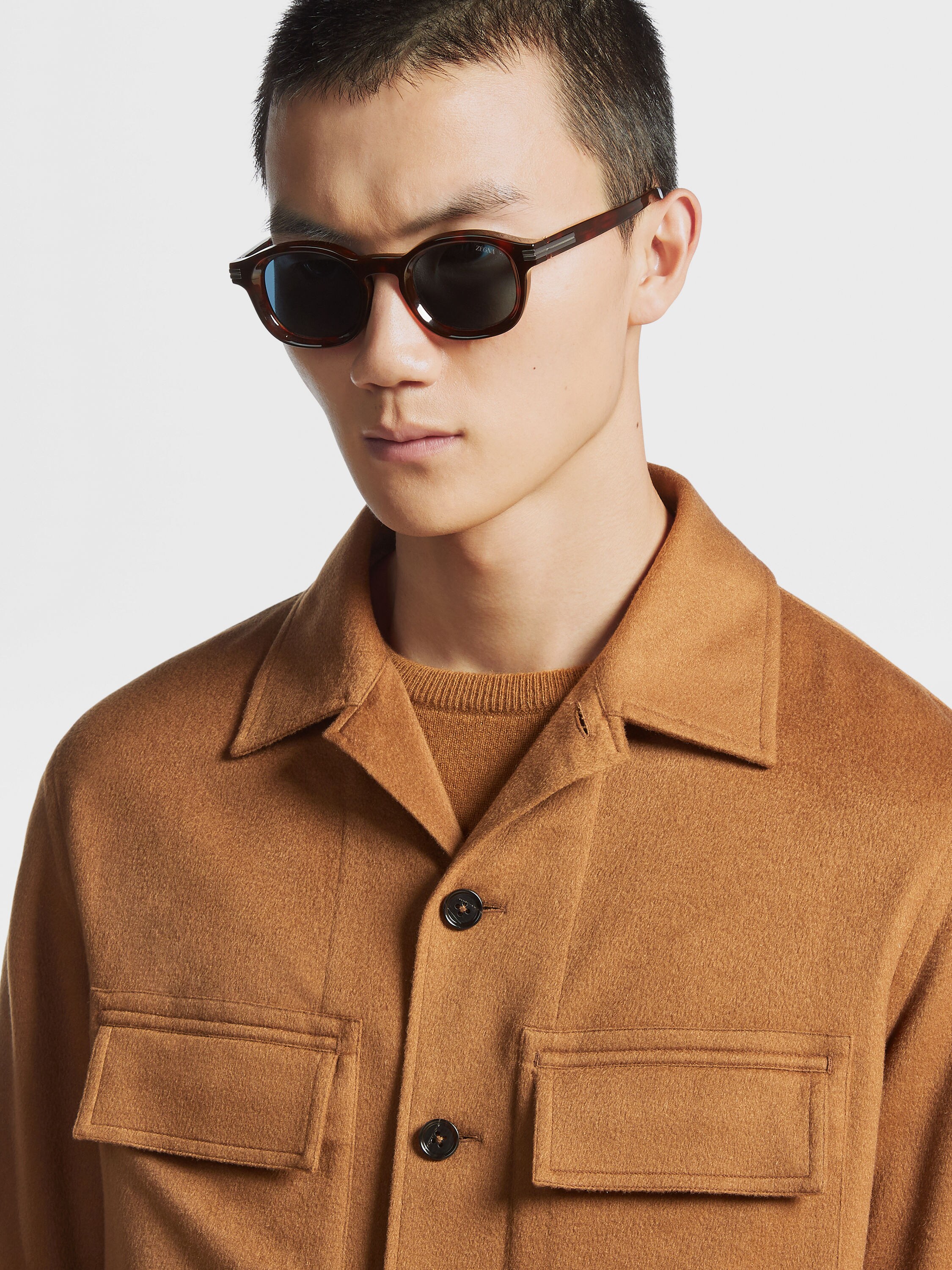 Gafas de Sol Aurora I en Acetato Habana Rojo Foto #3 de detalle del producto