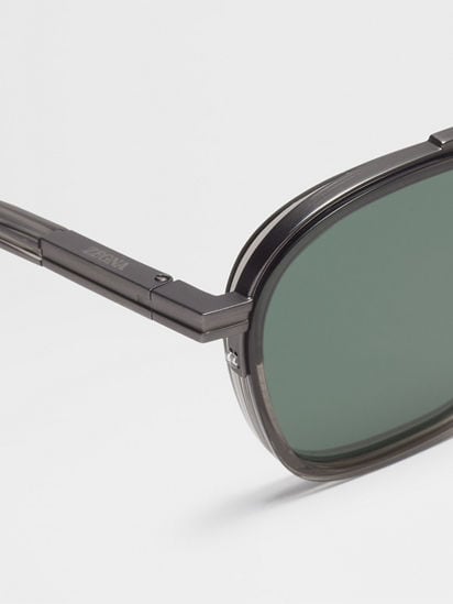 Transparent Dark Grey Orizzonte I Acetate and Metal Transparent Dark Grey Orizzonte I Acetate and Metal