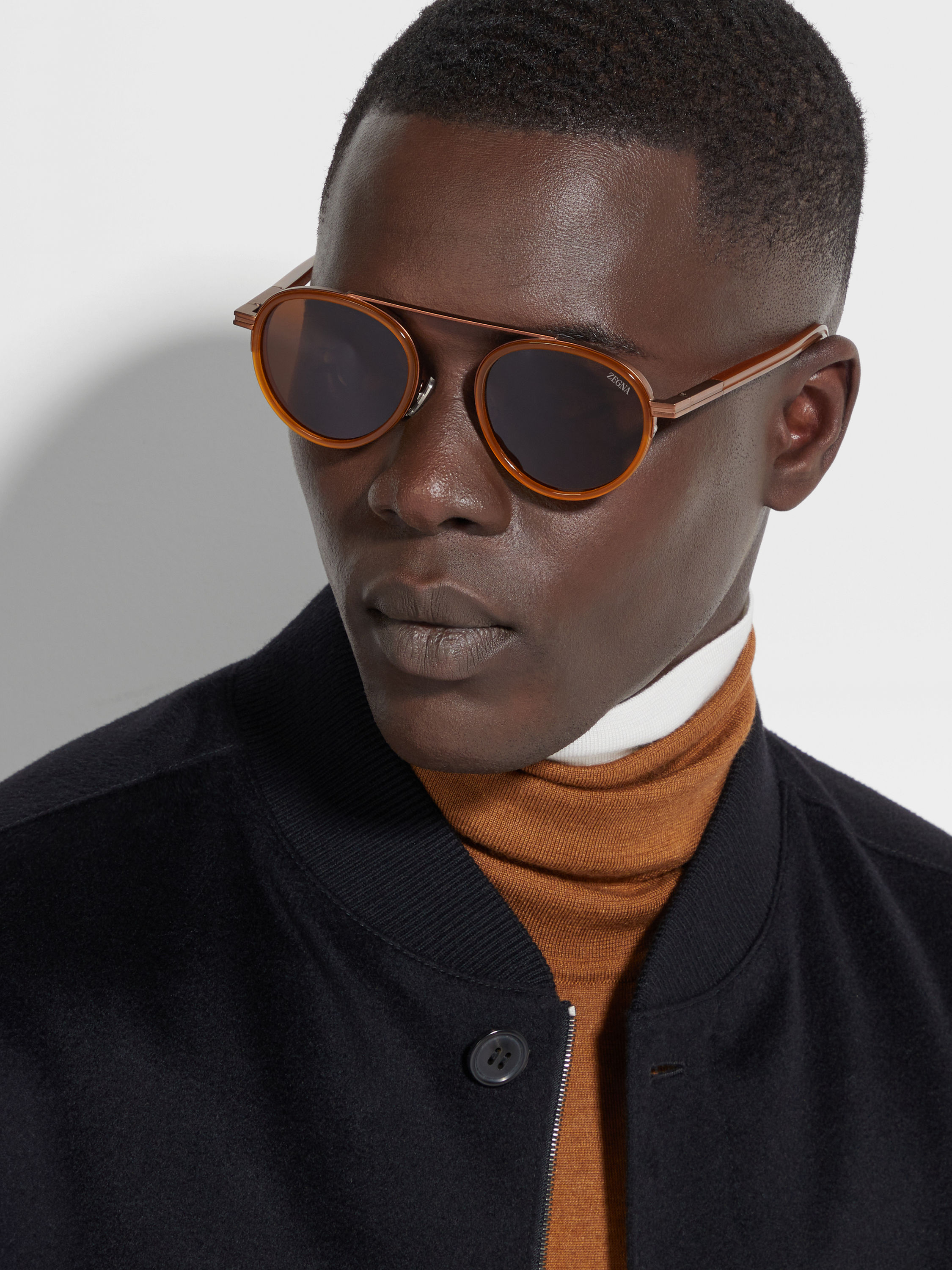 Orizzonte II Sonnenbrille aus Acetat und Metall in Foliage Detailfoto #3 des Produkts