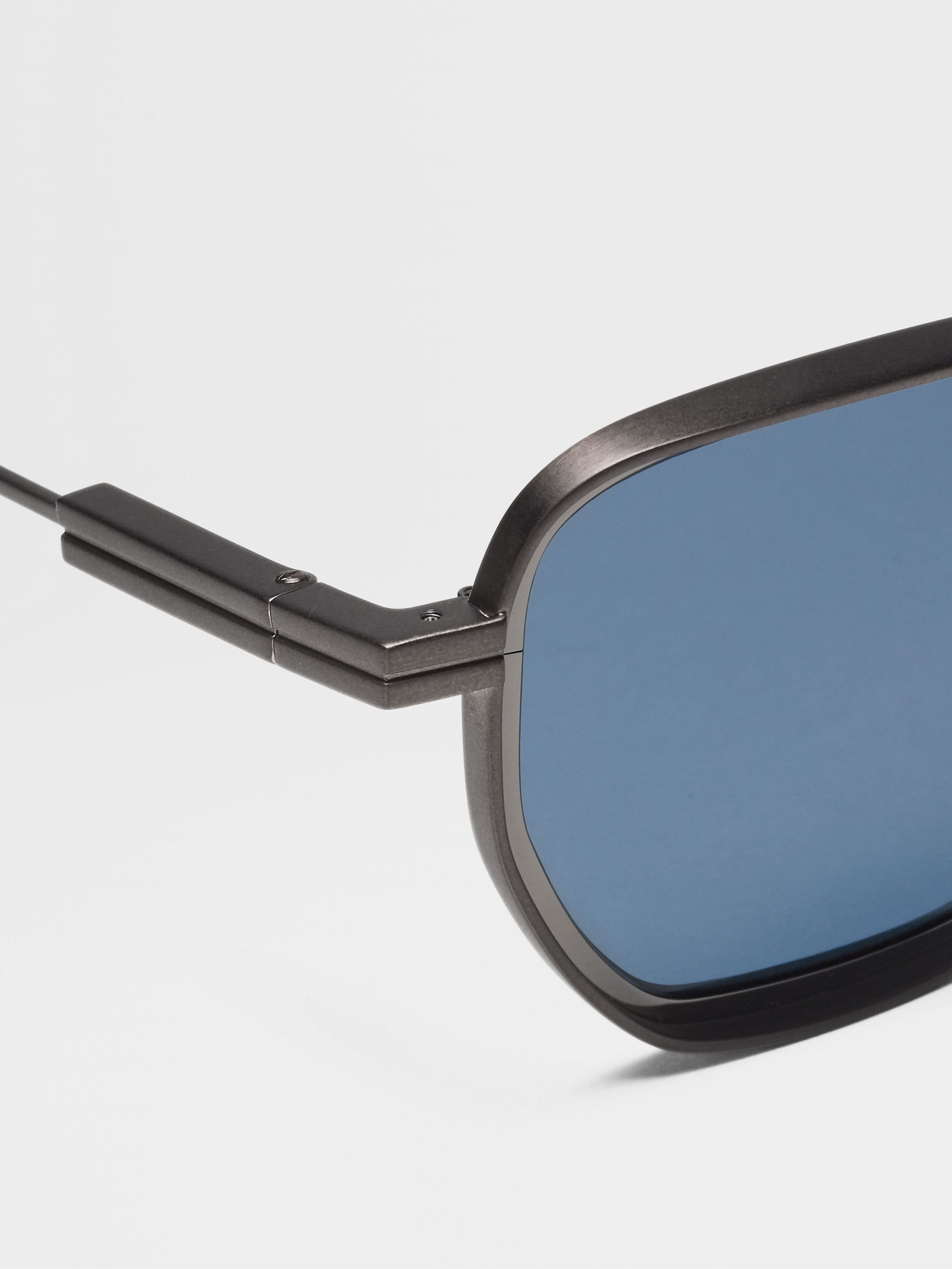 Satin Gunmetal Metal Sunglasses Product detail photo #1