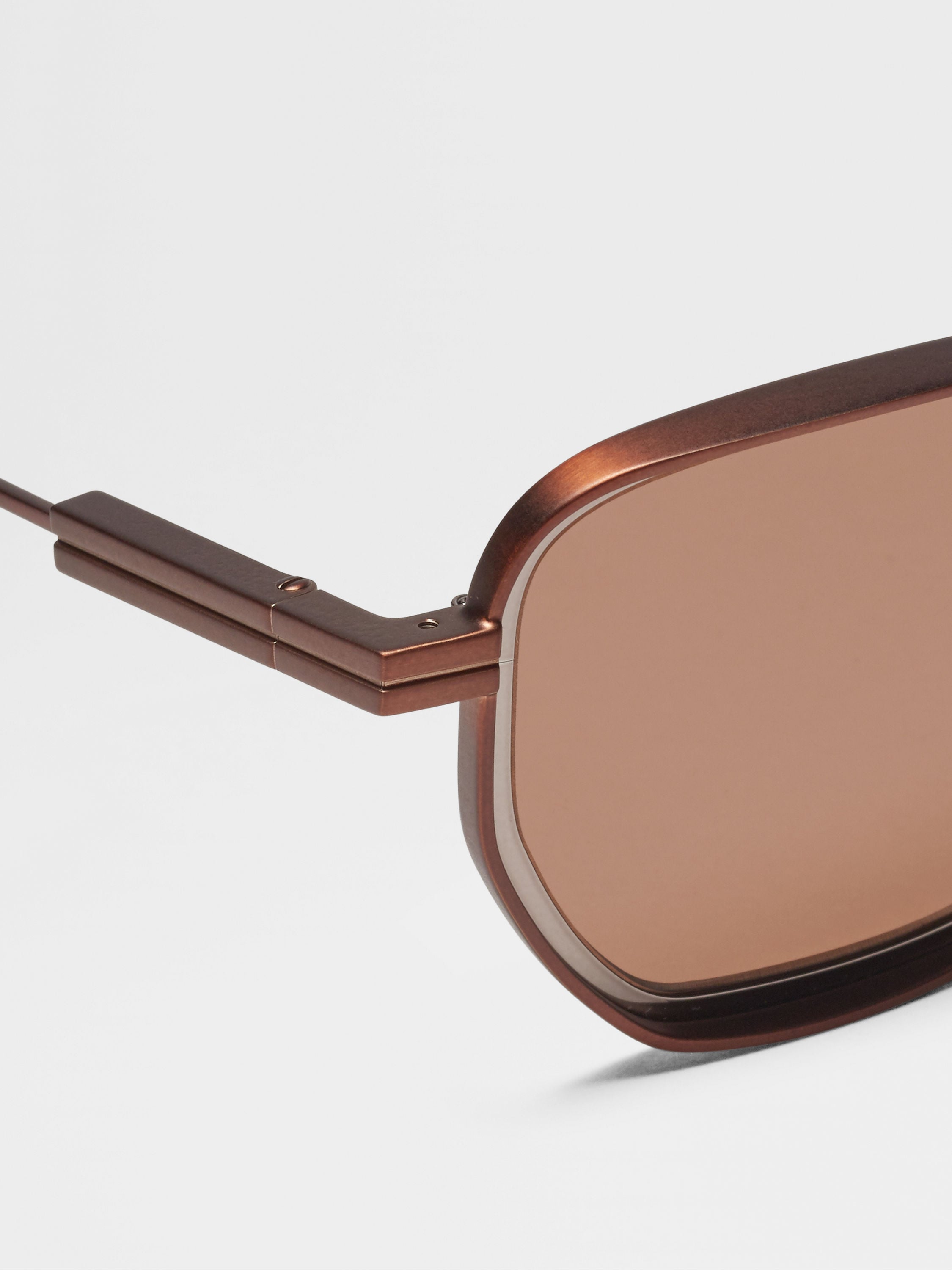 Occhiali da Sole in Metallo Foliage Anilina Satin Foto #1 di dettaglio del prodotto