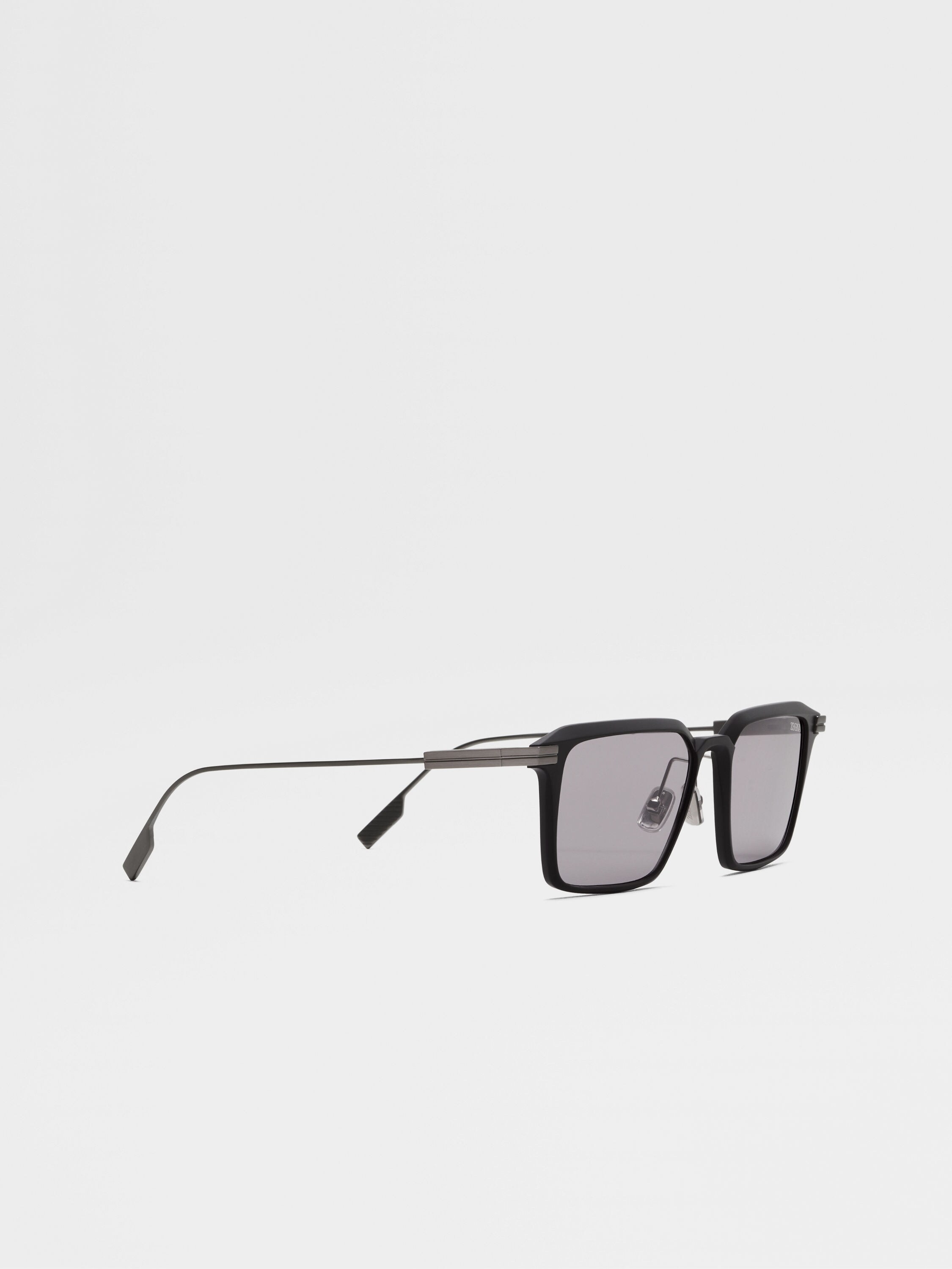 Dark Grey Aluminum and Metal Sunglasses Product detail photo #2