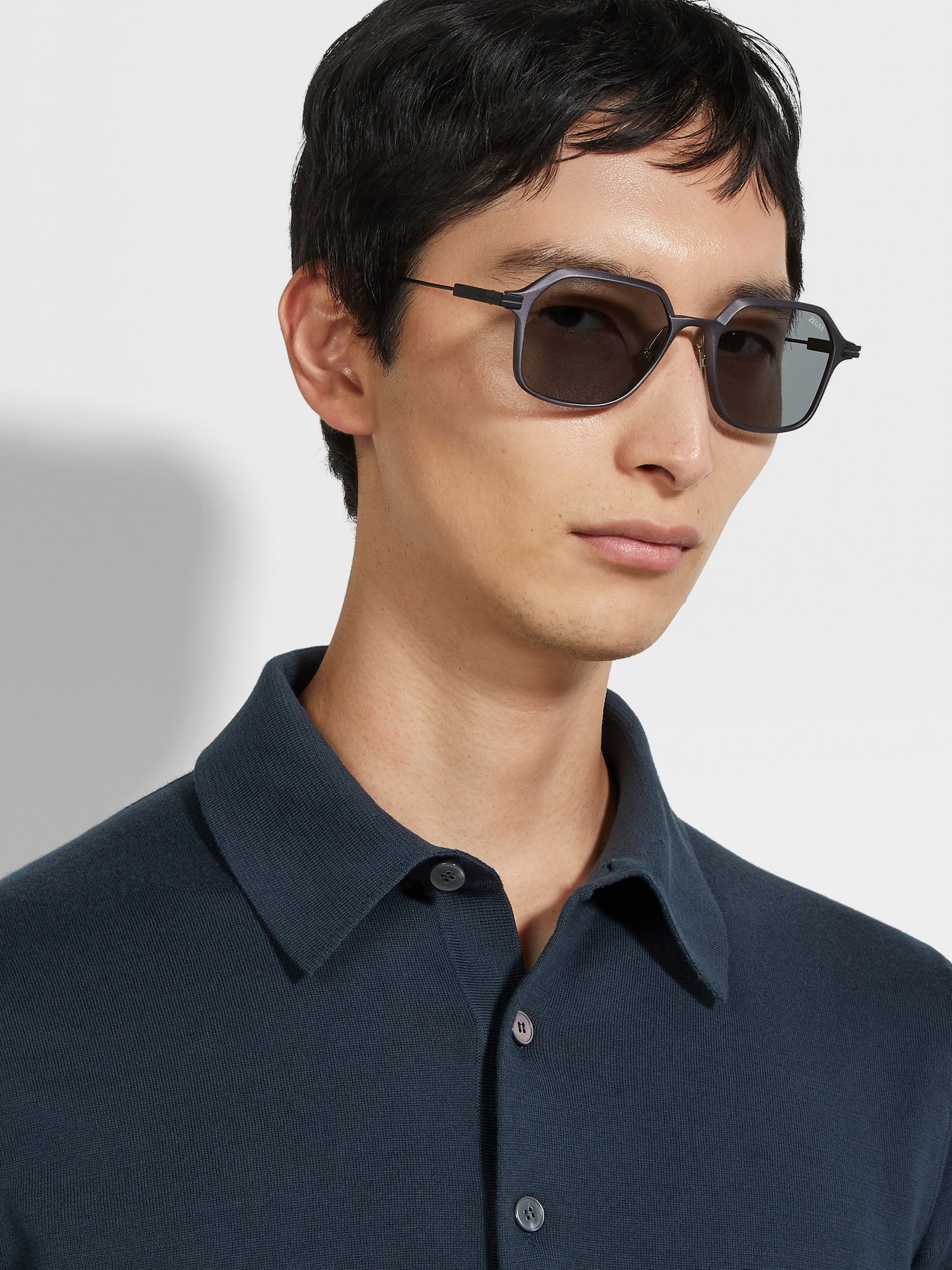 Navy Blue Aluminum and Metal Sunglasses Product detail photo #3