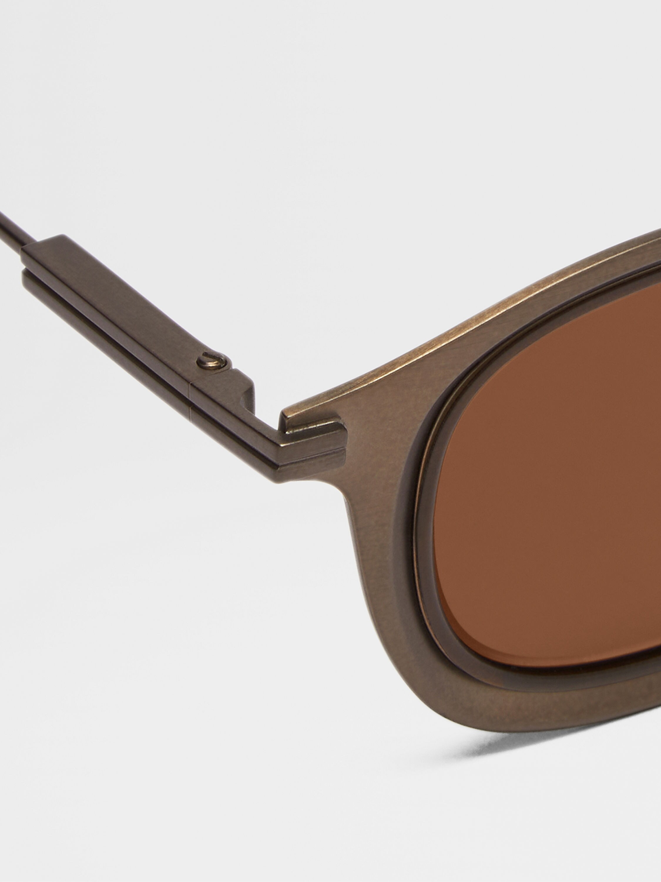 Light Brown Titanium Sunglasses Product detail photo #1