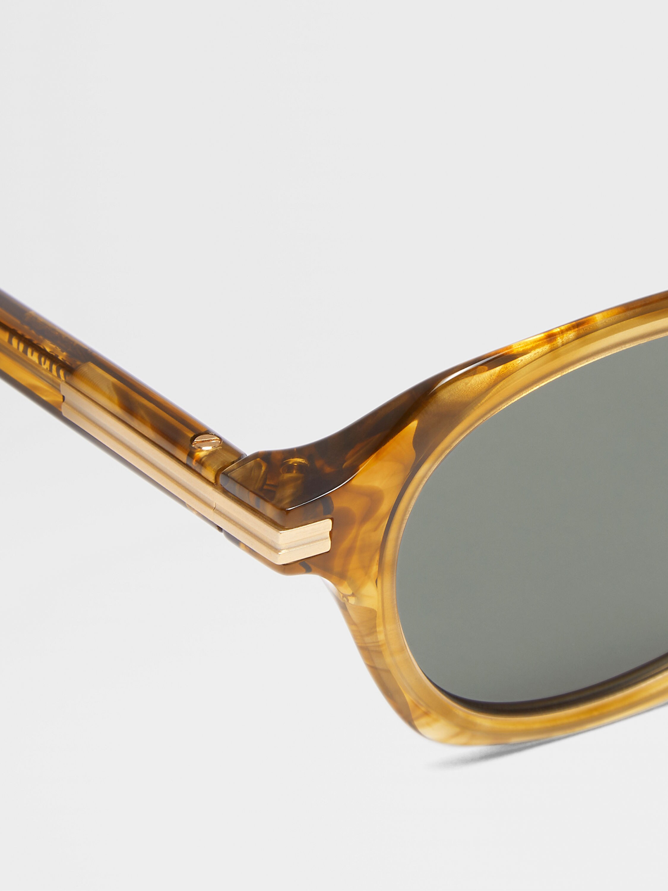Transparent Light Brown Acetate and Titanium Sunglasses Product detail photo #1