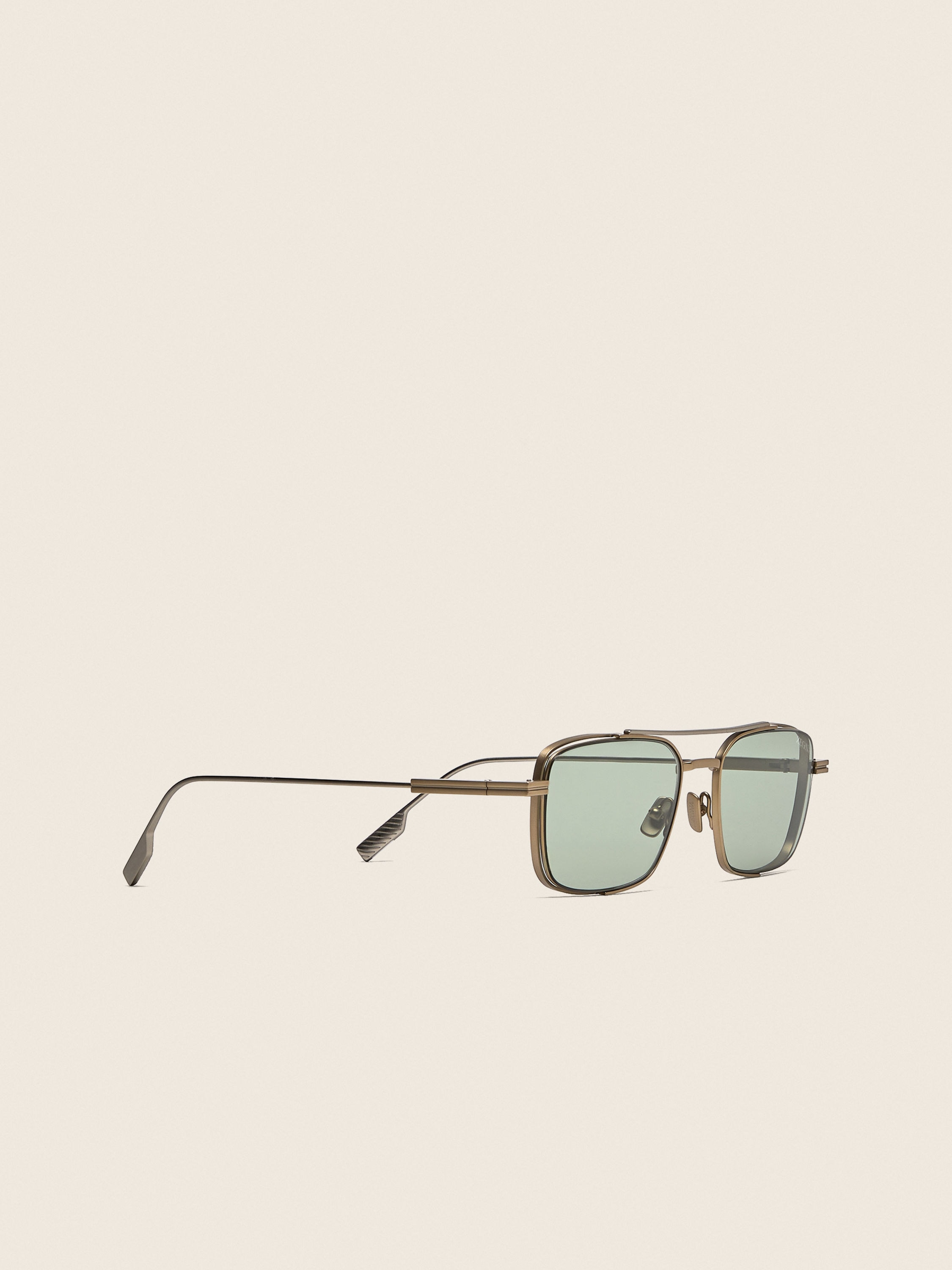 Sonnenbrille aus Titan in Blassgold Detailfoto #2 des Produkts