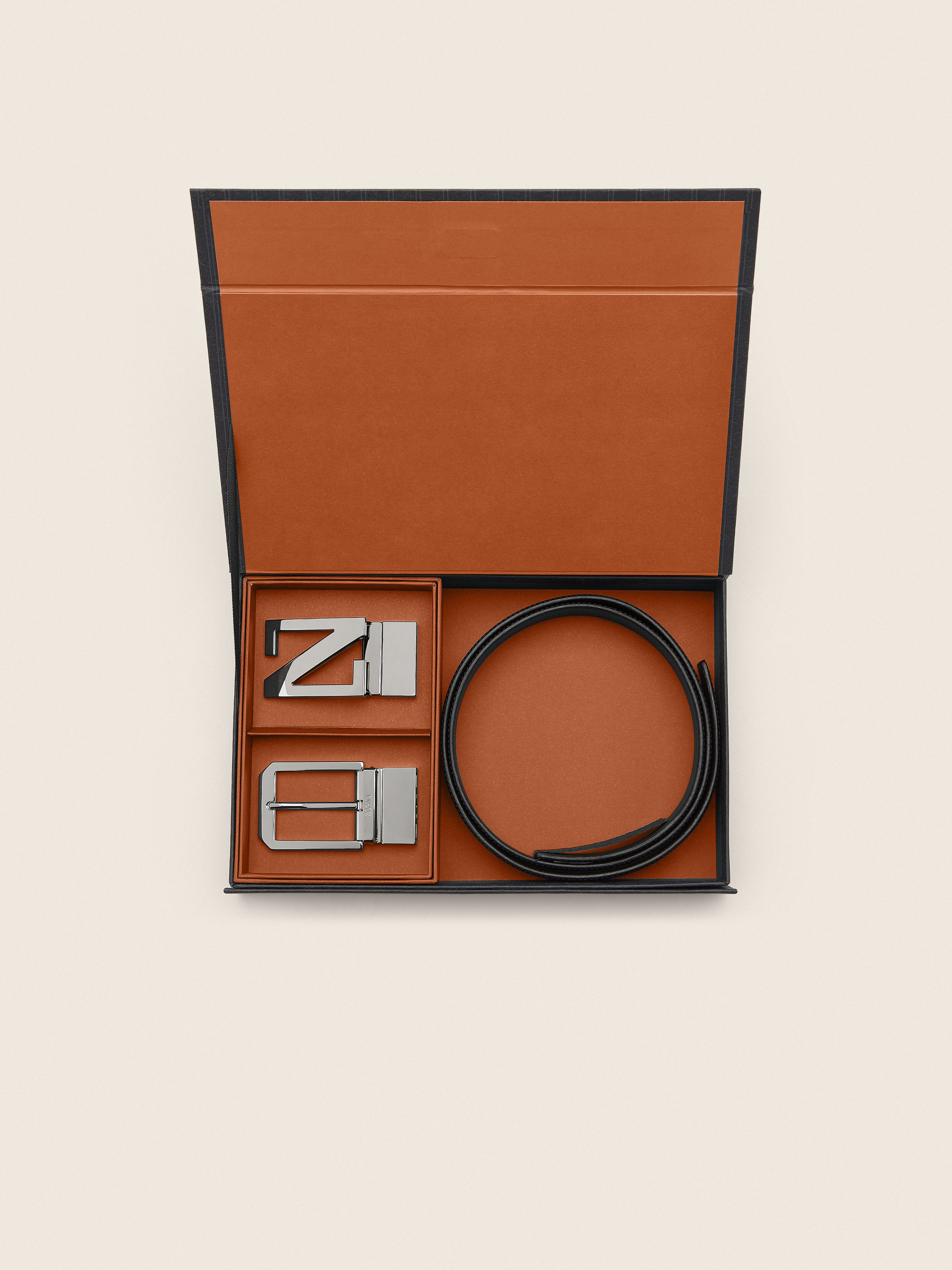 Black and Dark Brown Reversible Leather Belt Product detail photo #2