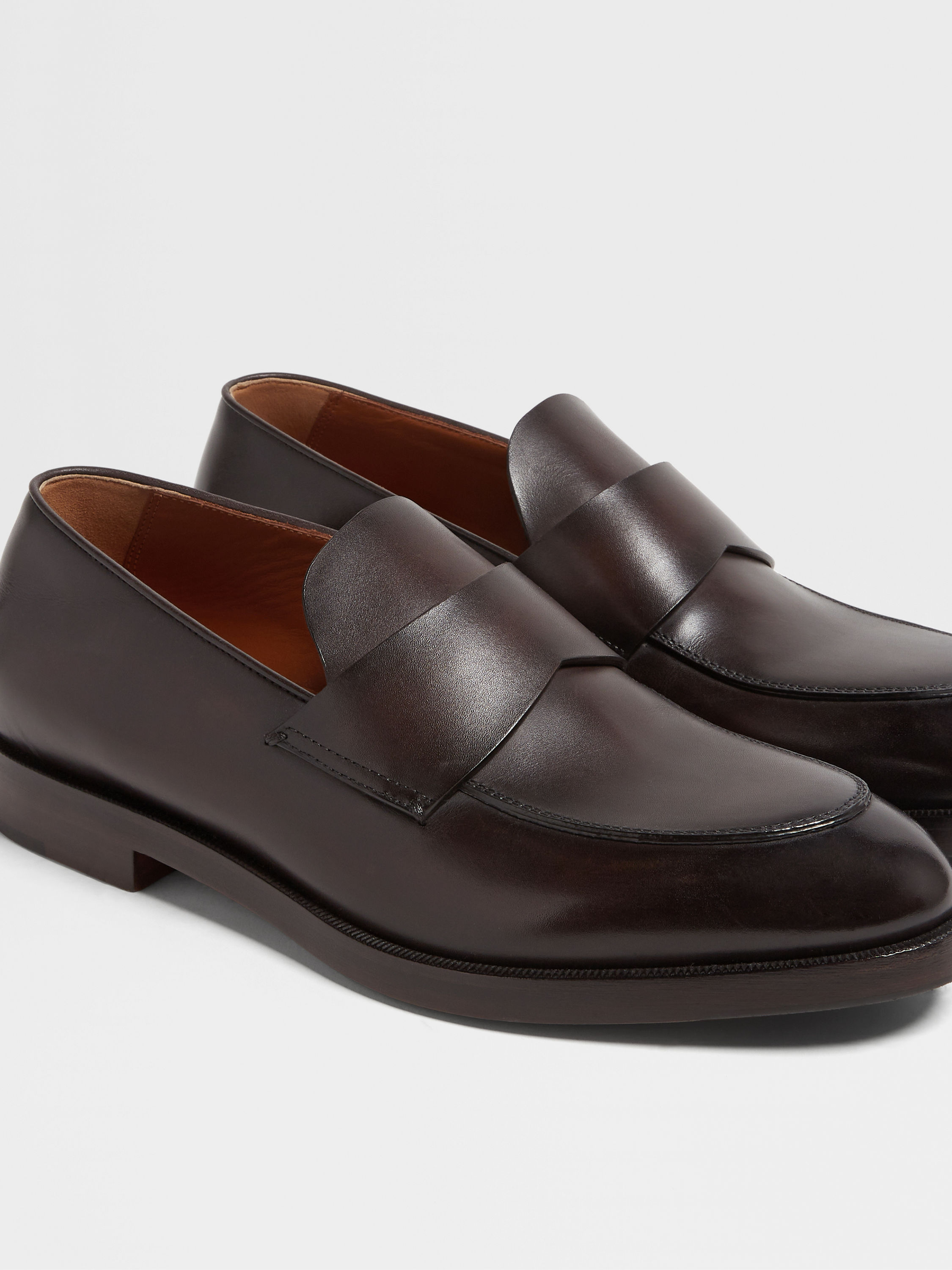 Loafer aus Leder in Braun Detailfoto #3 des Produkts