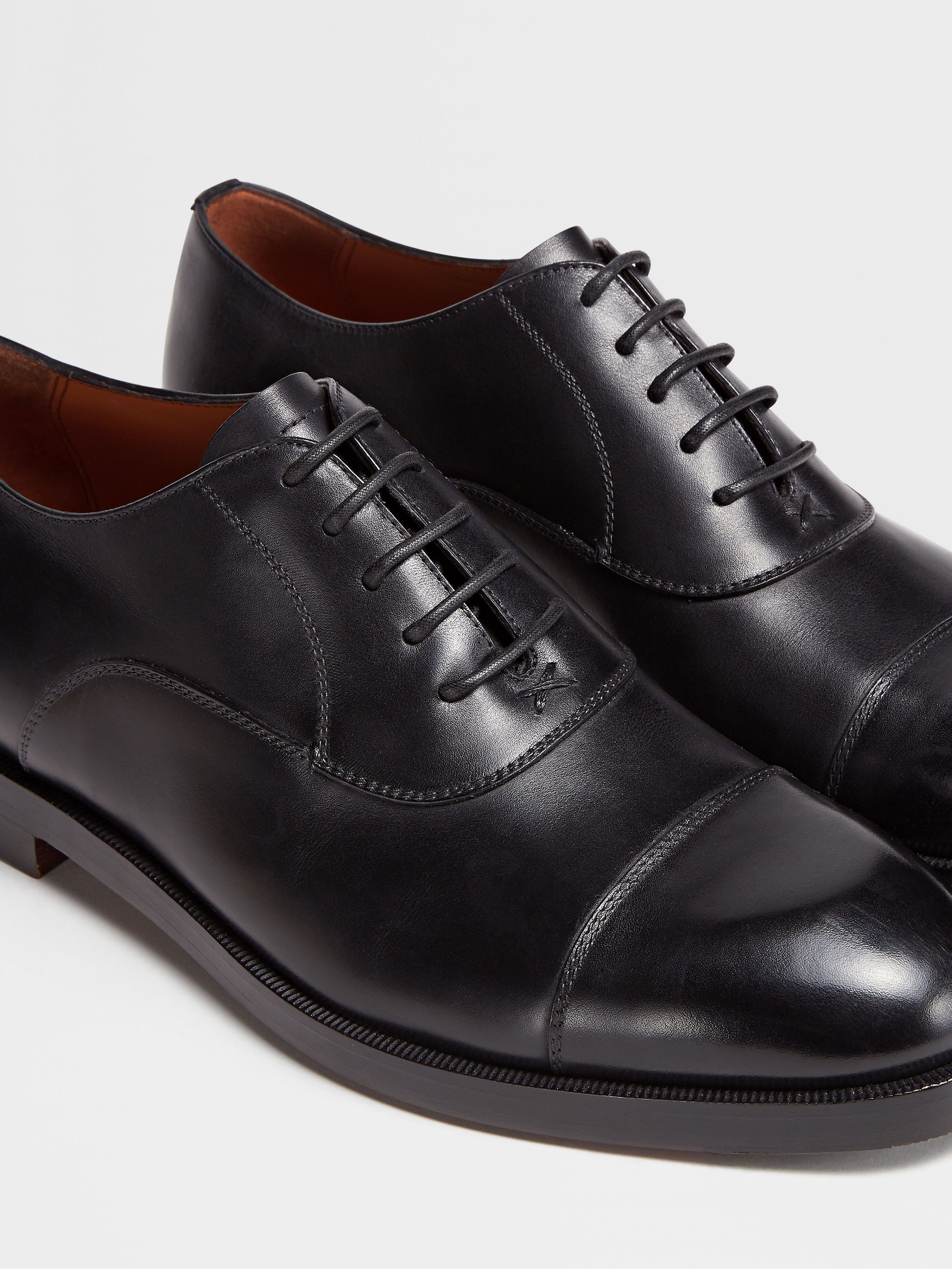 Black Leather Oxford Shoes Product detail photo #3