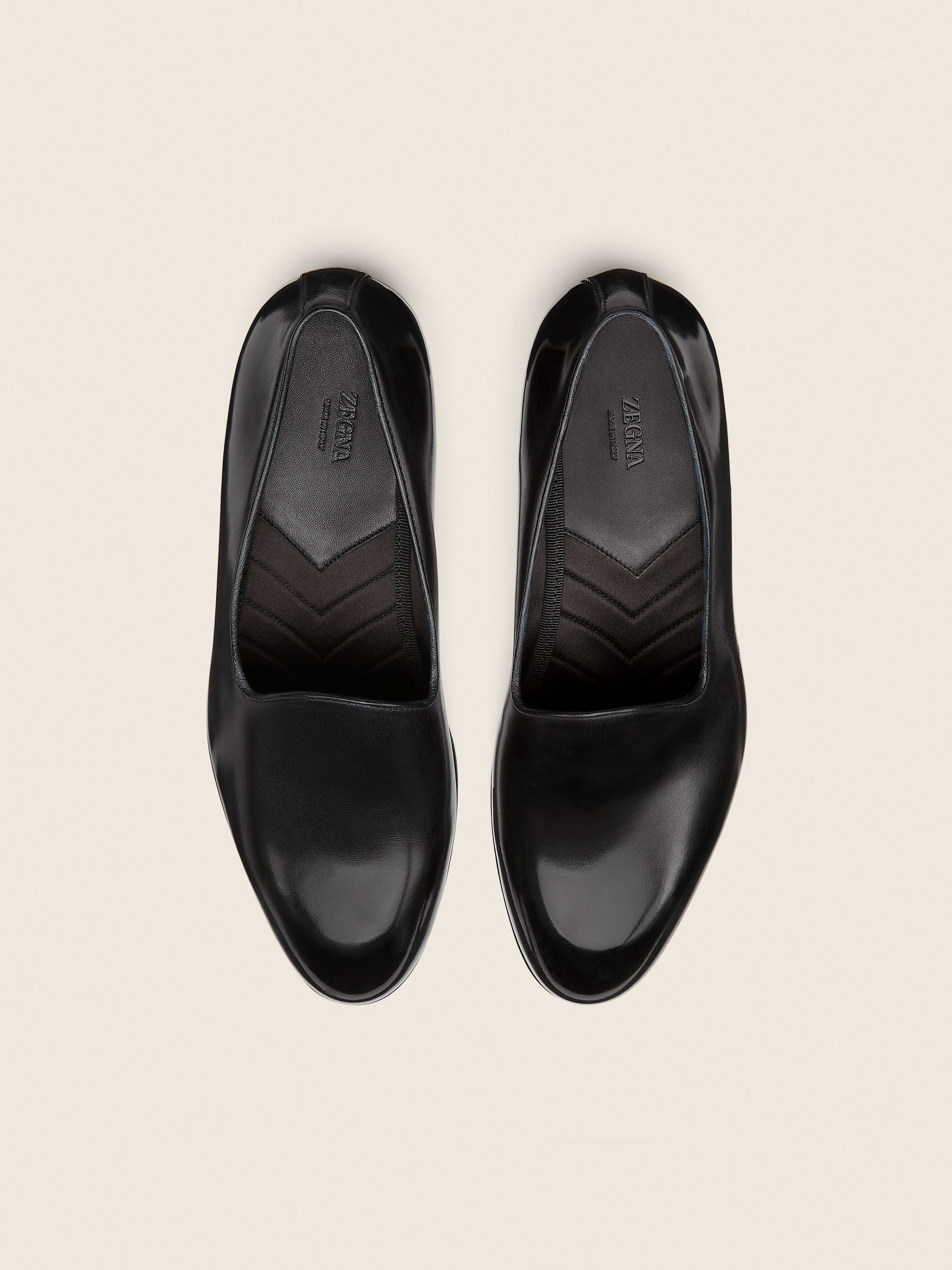 Black Leather Gala Slip-On Shoes Product detail photo #2