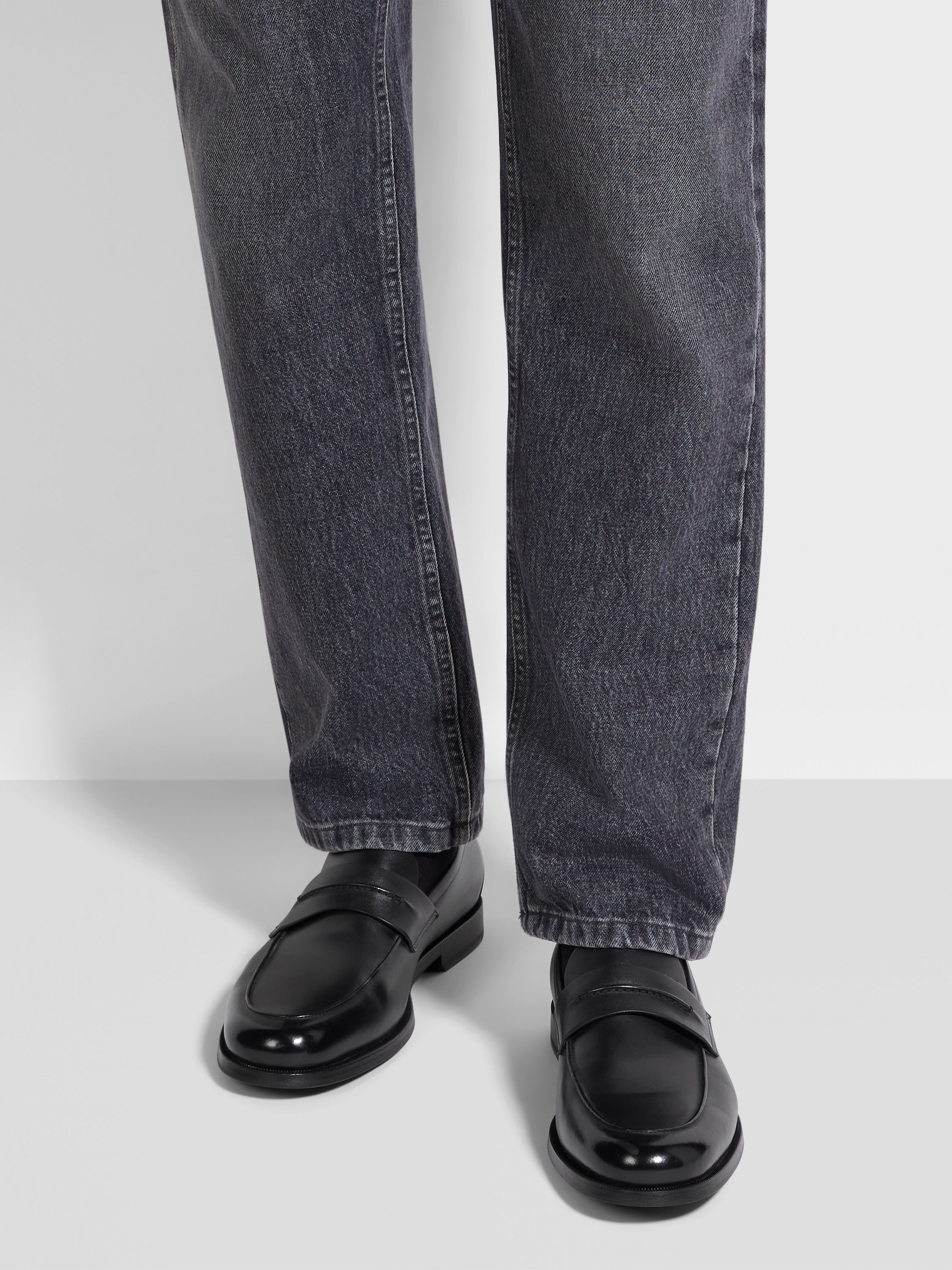 Black Leather Mocassin Corso Loafers Product detail photo #1