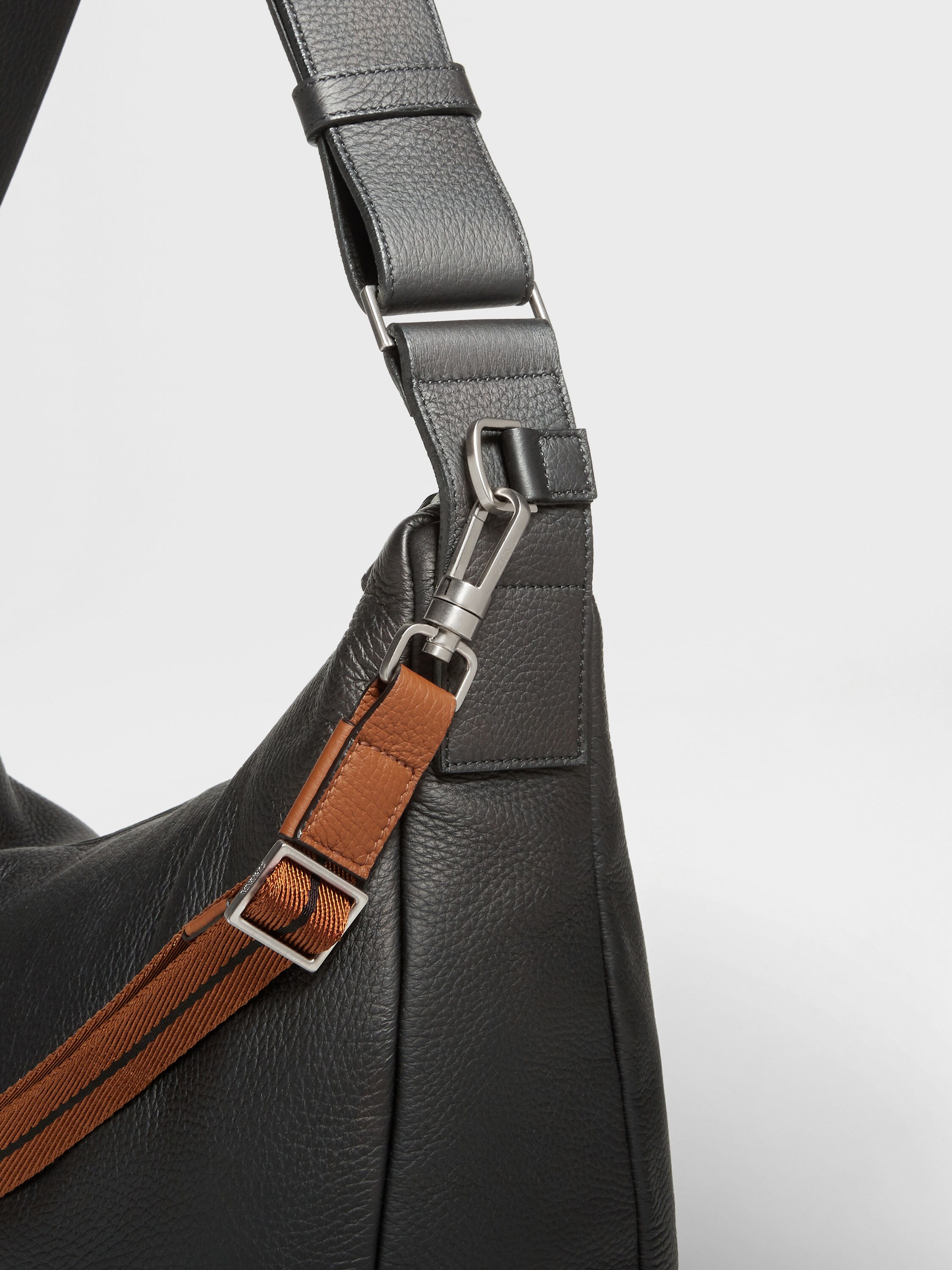 Sac Hobo Panorama en Cuir de Cerf Noir Photo #4 de détail du produit