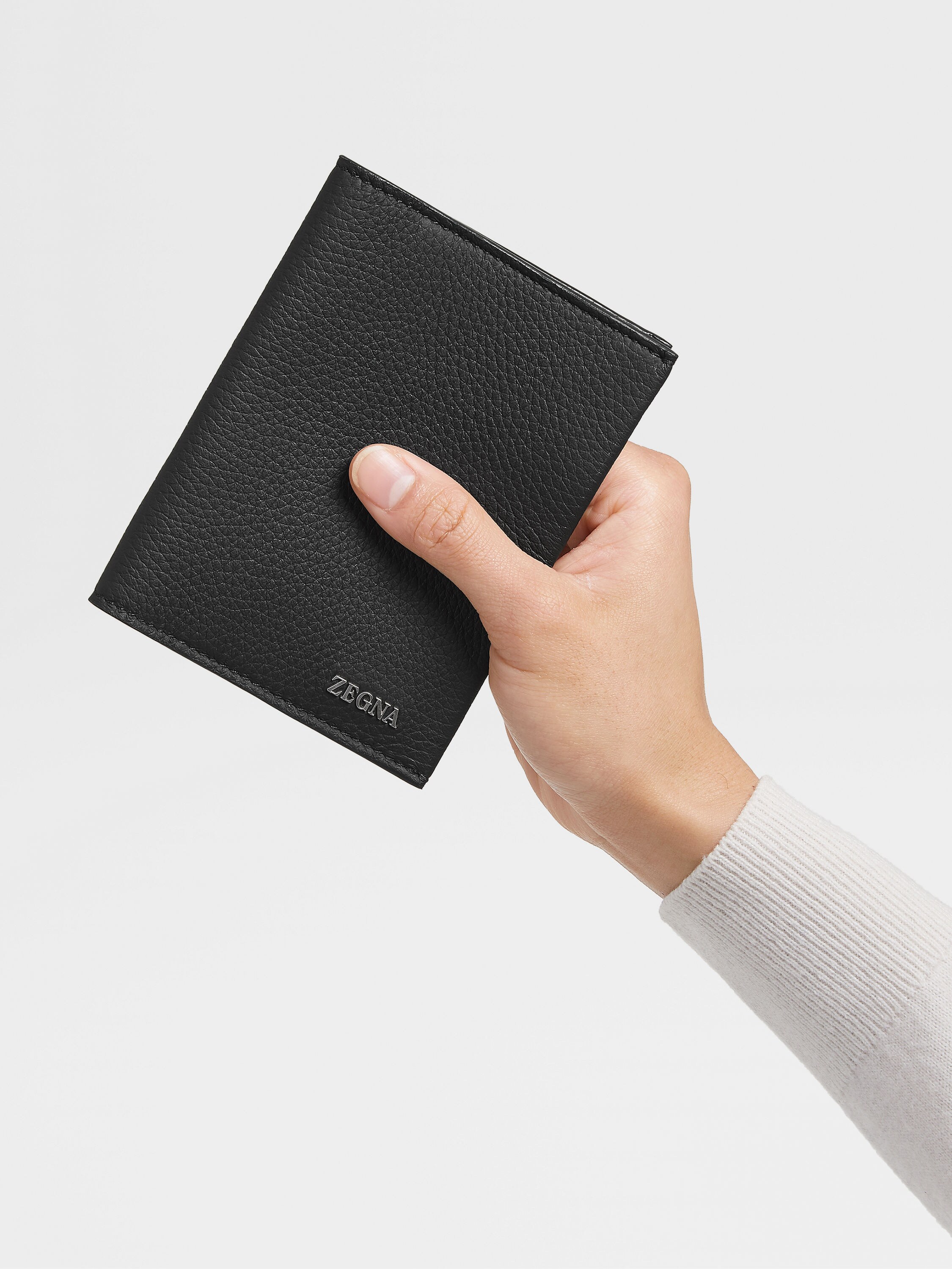Black Deerskin Passport Case Product detail photo #3