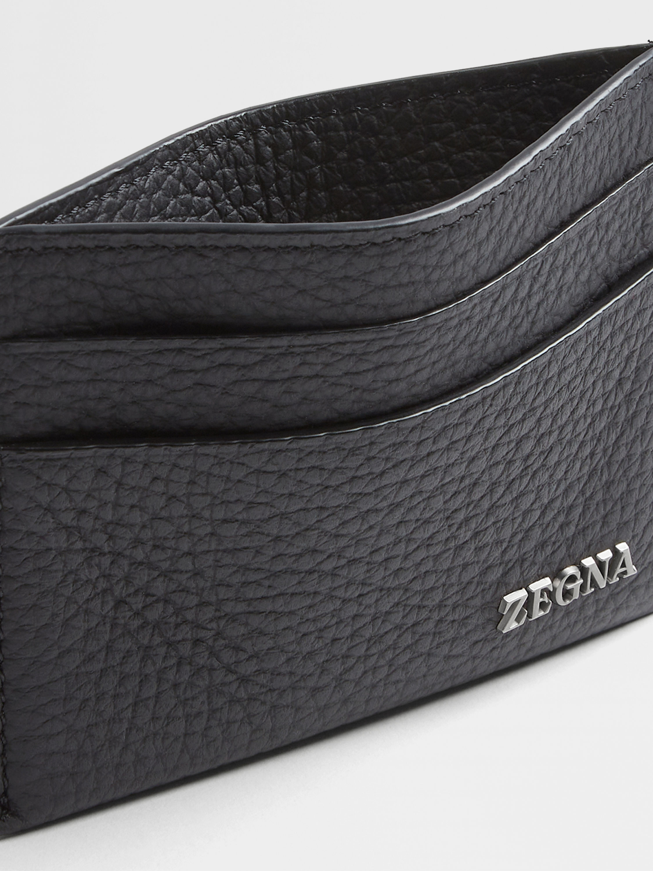 Kartenetui aus Hirschleder in Schwarz Detailfoto #1 des Produkts