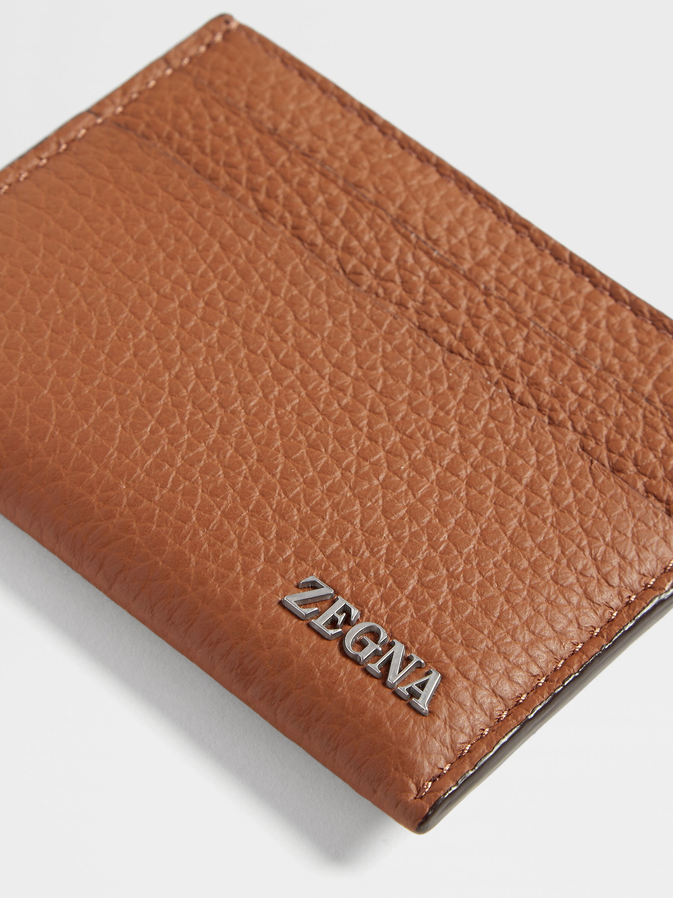 Kartenetui aus Hirschleder in Foliage Detailfoto #4 des Produkts