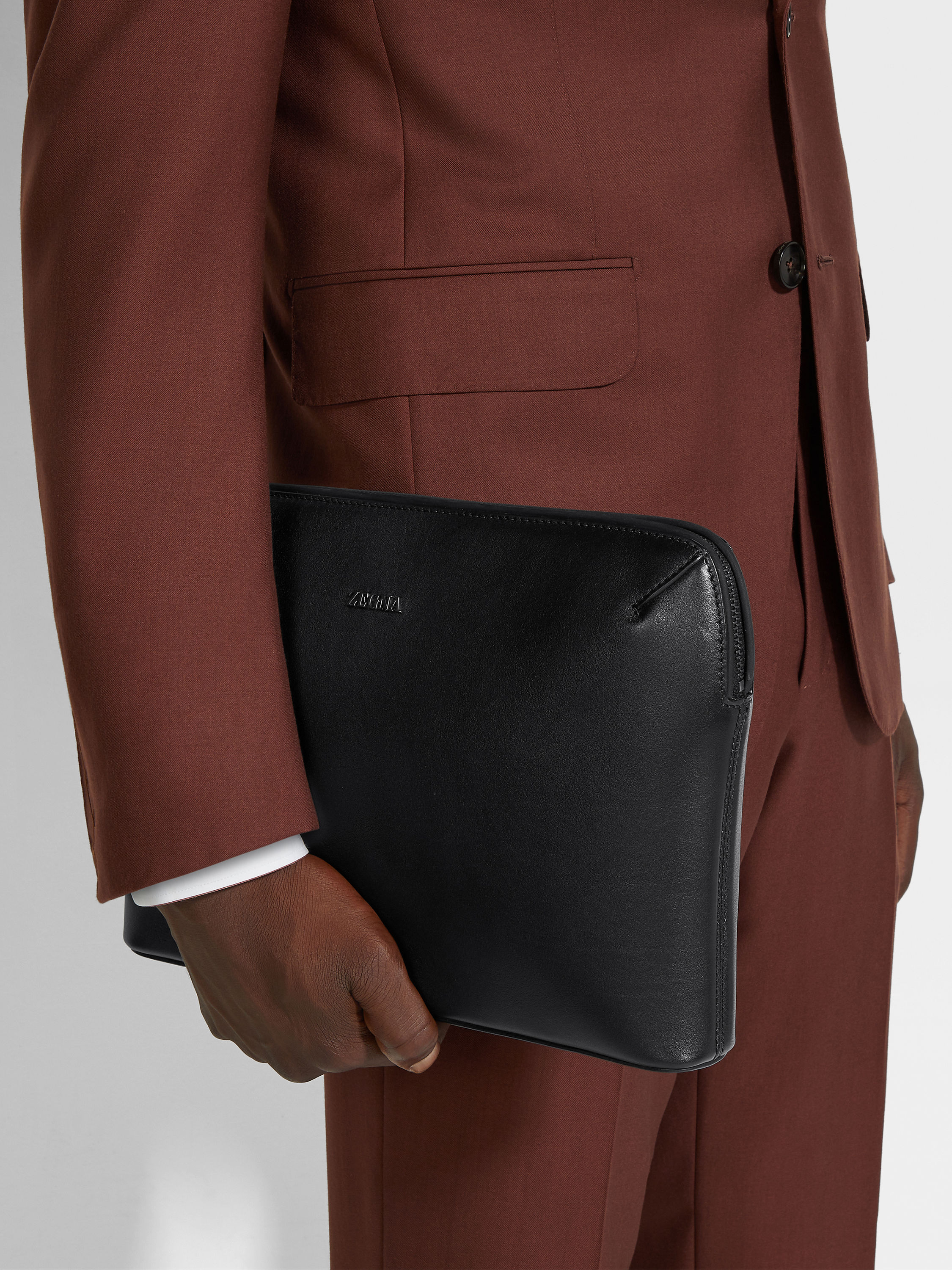 Cartera de Mano de Piel Negra Foto #3 de detalle del producto