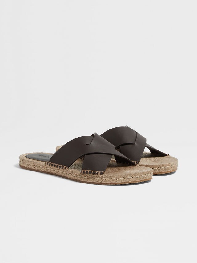 Espadrilles-Sandalen aus Leder in Dunkelbraun Detailfoto #2 des Produkts