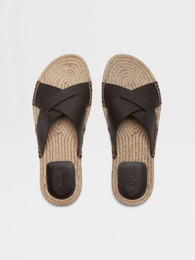 Espadrilles-Sandalen aus Leder in Dunkelbraun Detailfoto #4 des Produkts