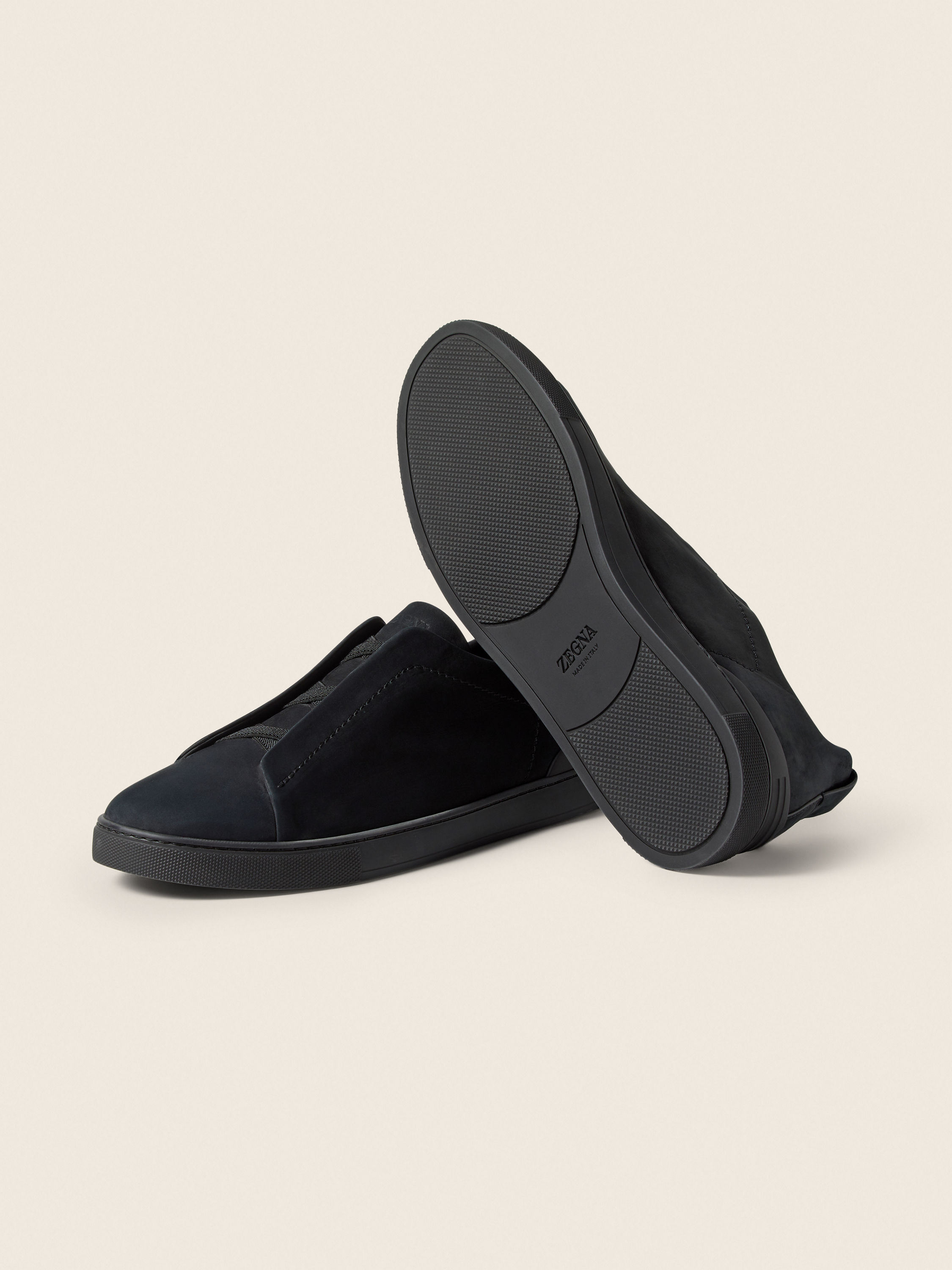 Black Triple Stitch™ SECONDSKIN Sneakers Product detail photo #5