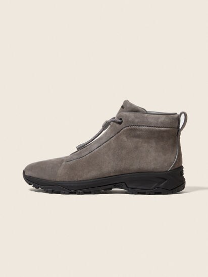 Grey Suede Triple Stitch™ Vetta Sneakers FW25 35794659 | Zegna US