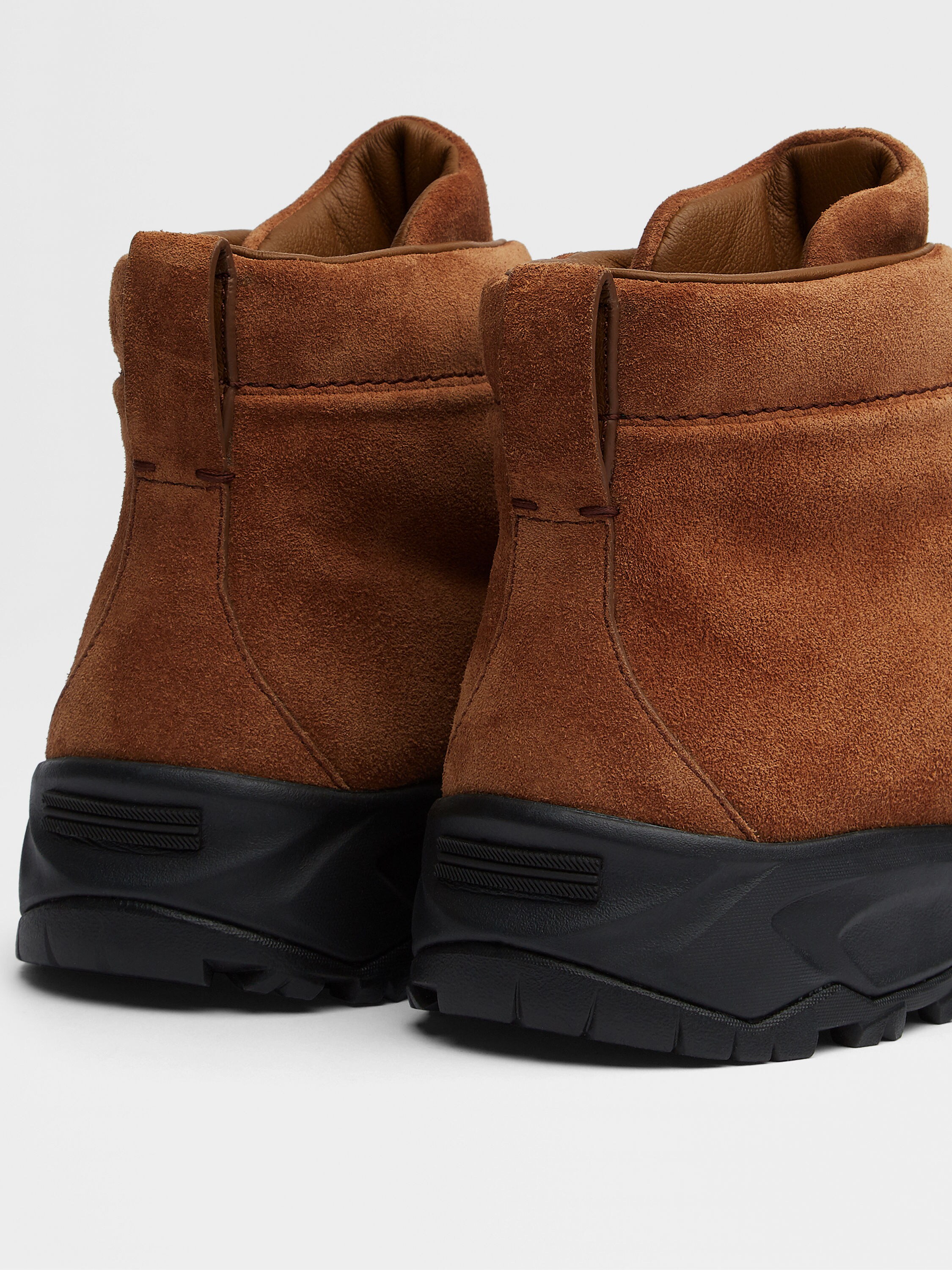 Dark Foliage Suede Triple Stitch™ Vetta Sneakers Product detail photo #1