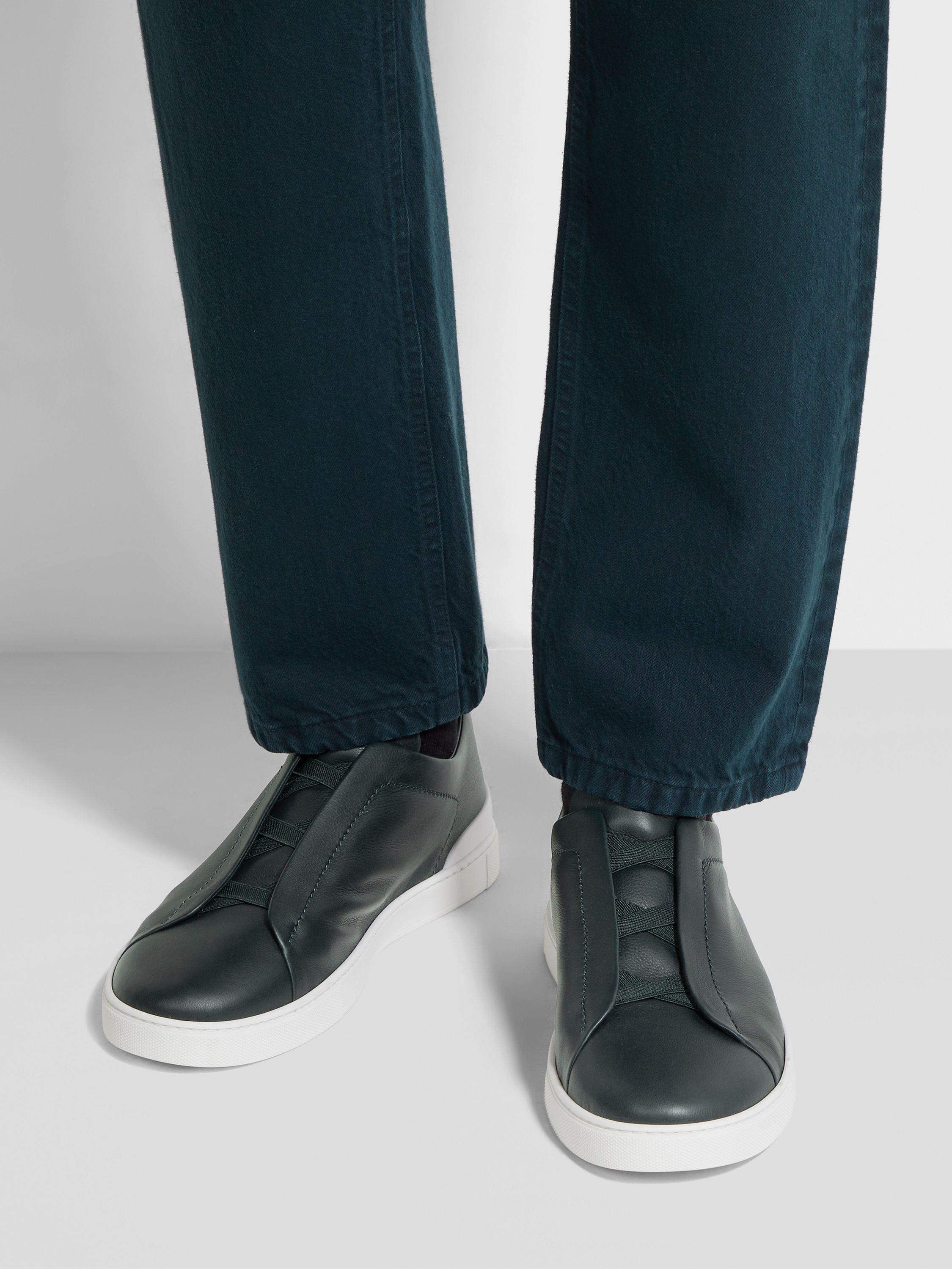 Dark Green Triple Stitch™ SECONDSKIN Sneakers Product detail photo #1