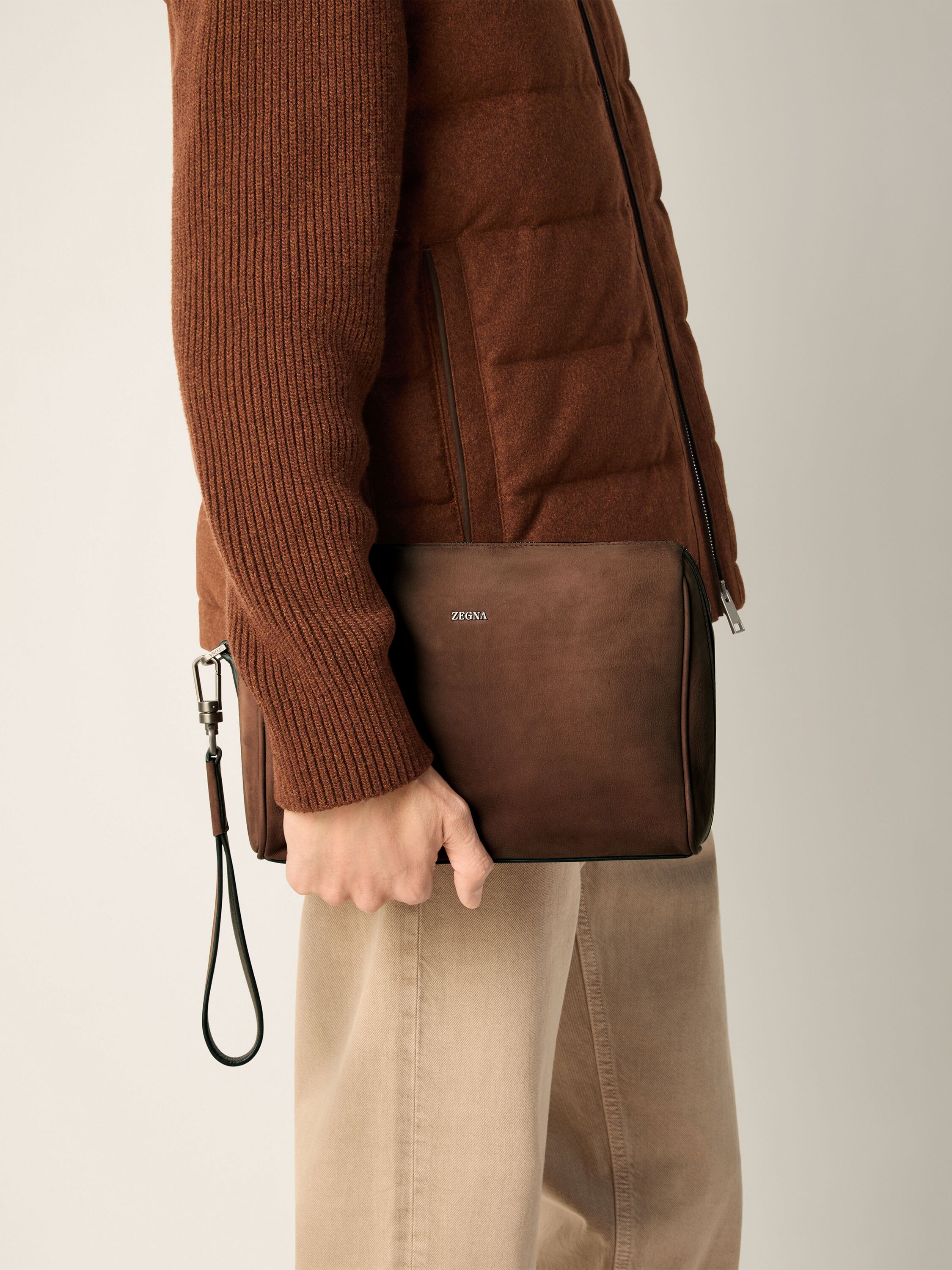 Brown SECONDSKIN Pouch Product detail photo #3