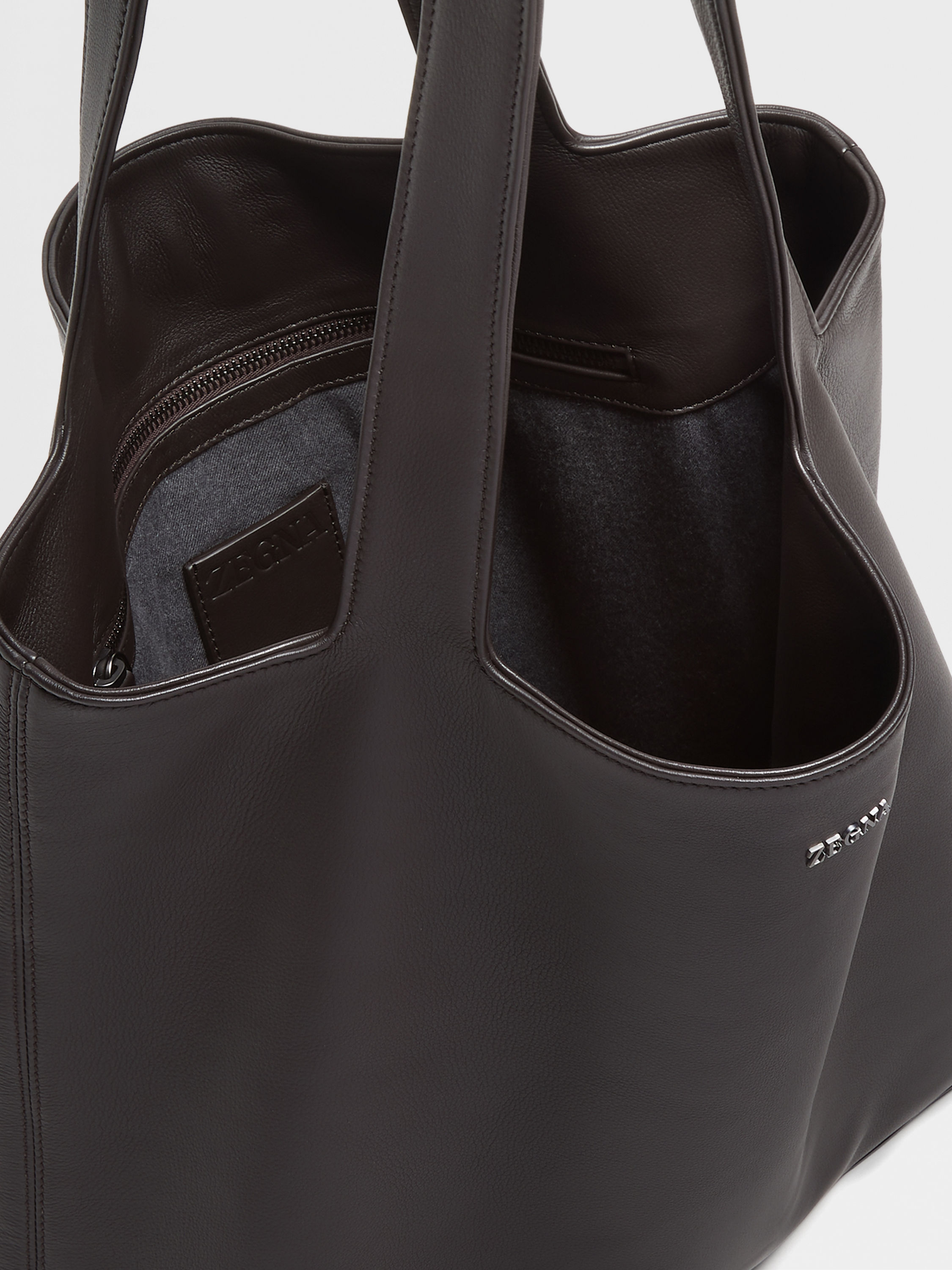 Dark Brown SECONDSKIN Tote Bag Product detail photo #3